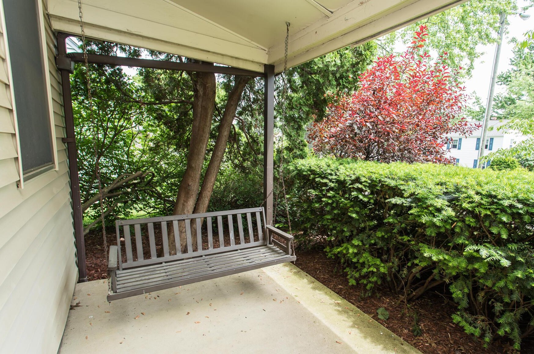 351 Deerfield Rd, Columbus, OH 43228-1246