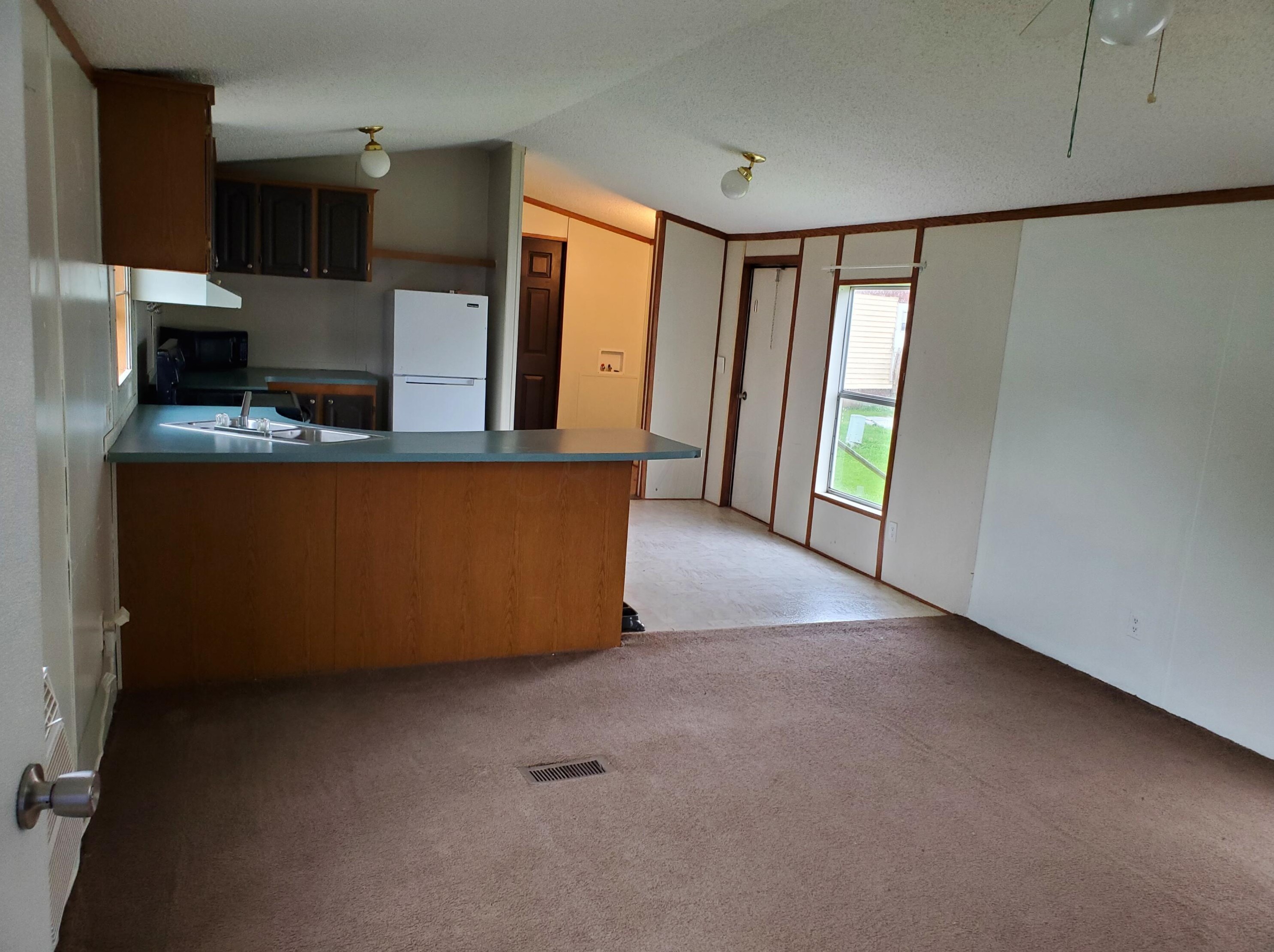 104 Stihl Ave, Circleville, OH 43113