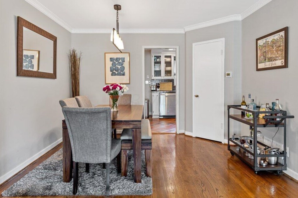 1958 Blvd, Columbus OH 43212-1149 exterior