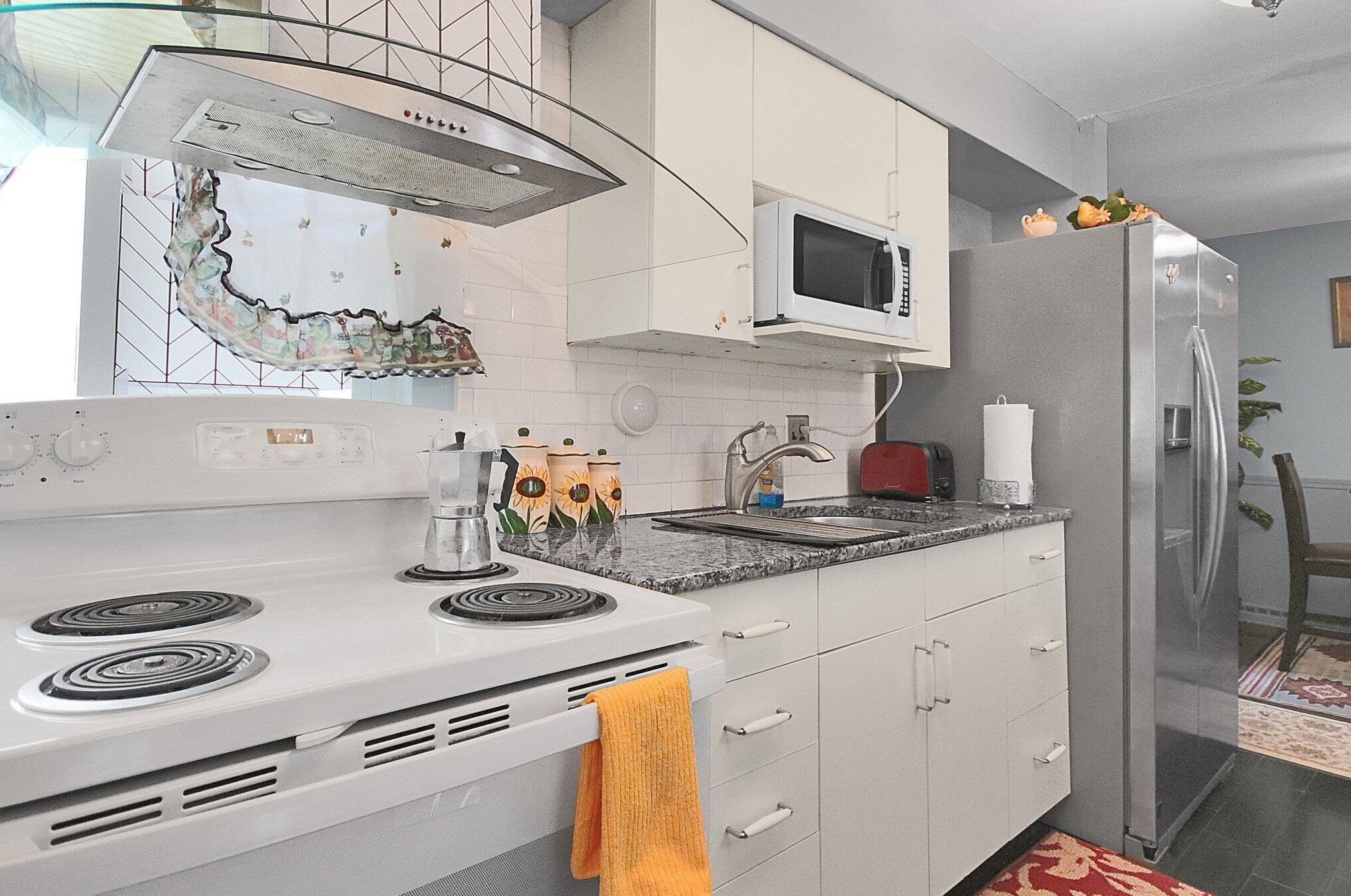 4203 Seigman Ave, Columbus OH 43213-2326 exterior