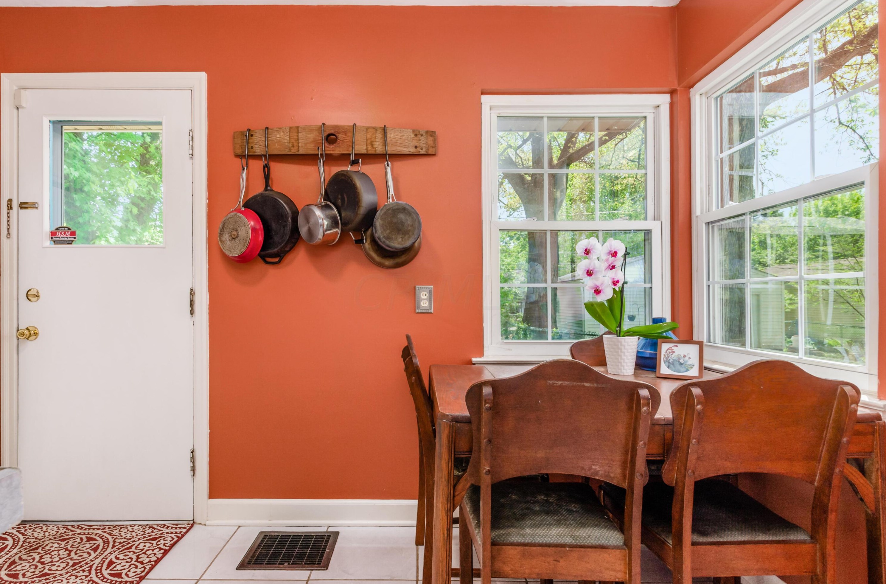 93 Leland Ave, Columbus OH 43214-1512 exterior