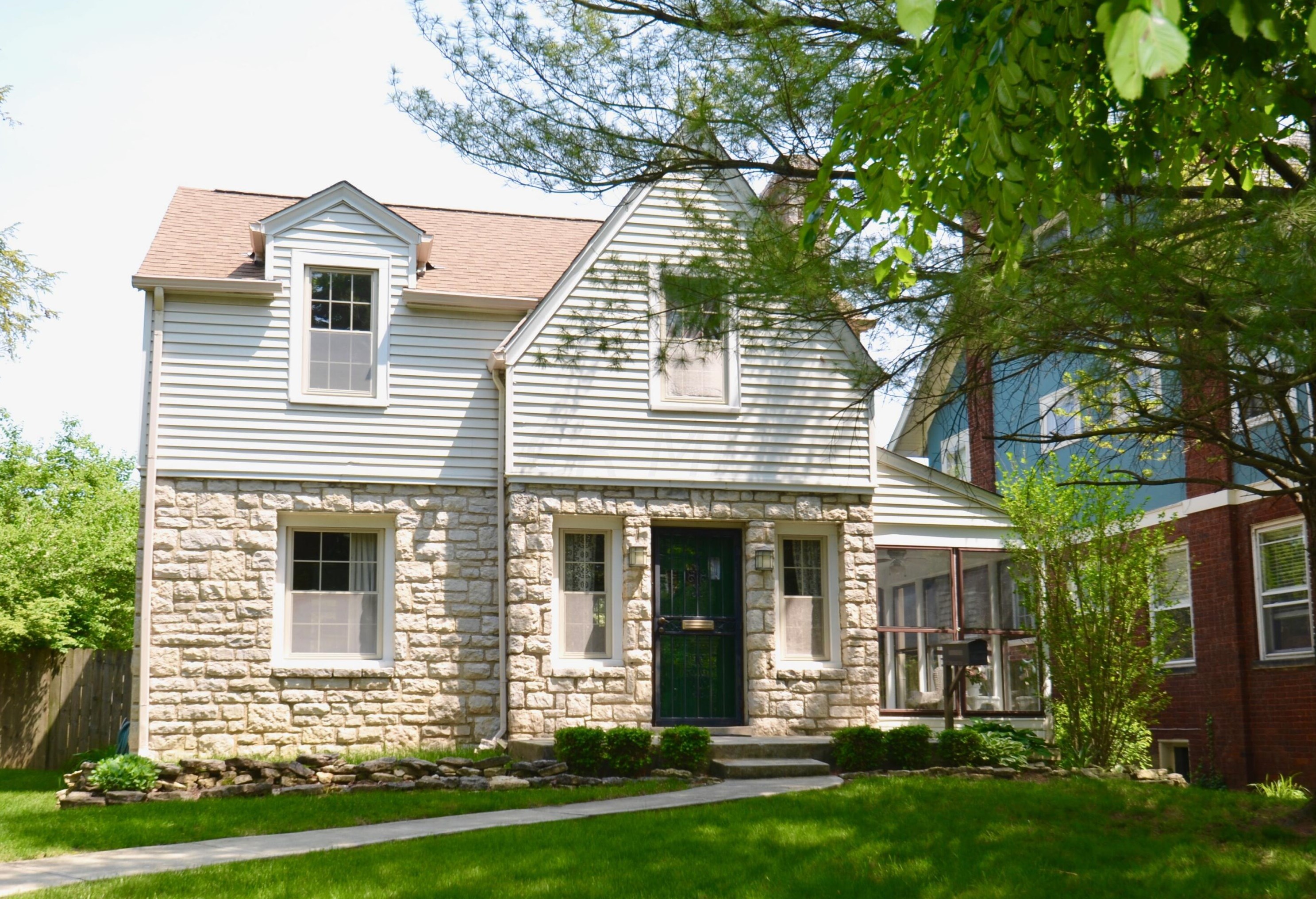 60 Cassady Ave, Columbus, OH 43209-1487