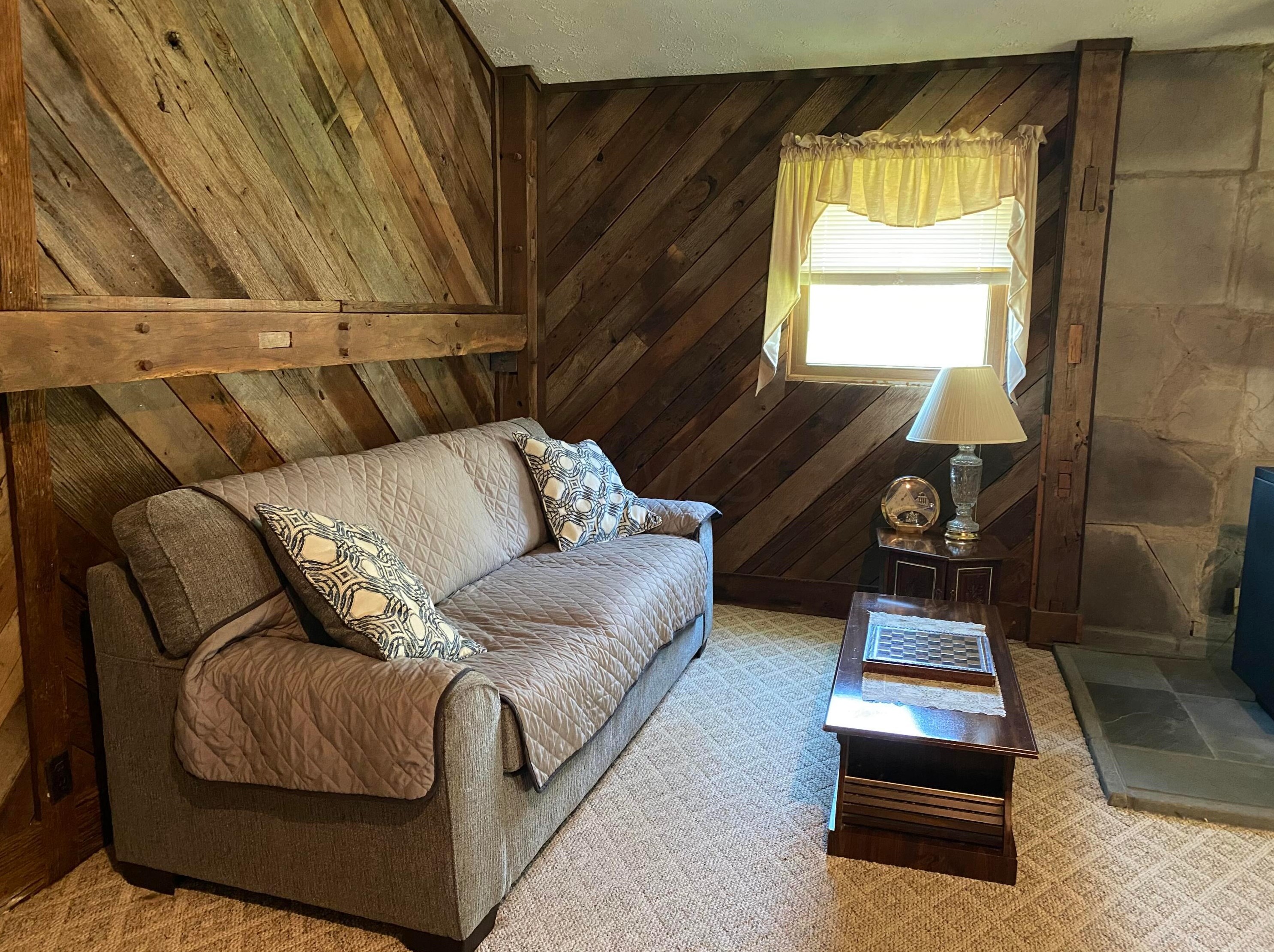 855 Mcgrery Rd, Lancaster OH 43130-9650 exterior