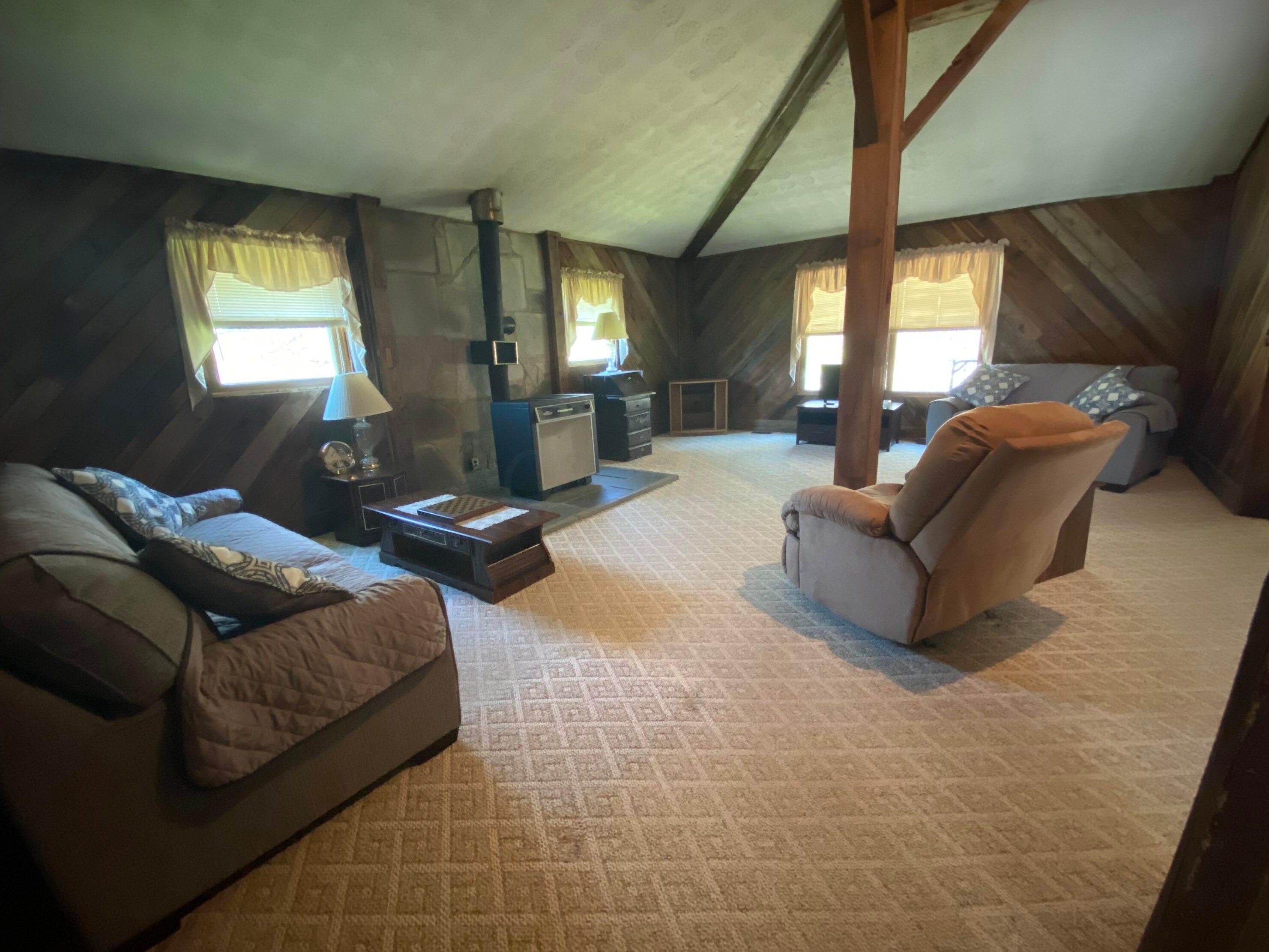 855 Mcgrery Rd, Lancaster OH 43130-9650 exterior