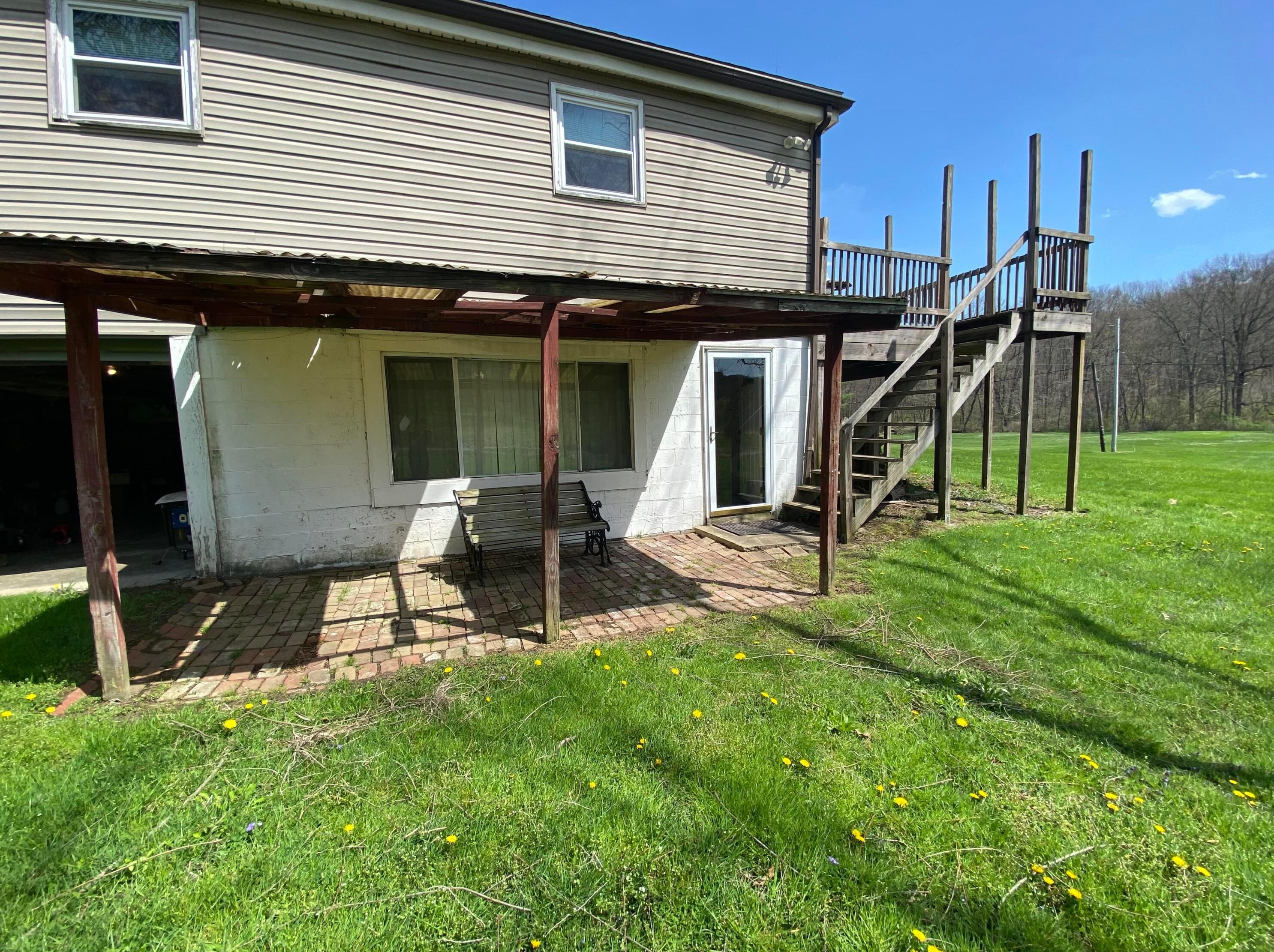 855 Mcgrery Rd, Lancaster OH 43130-9650 exterior