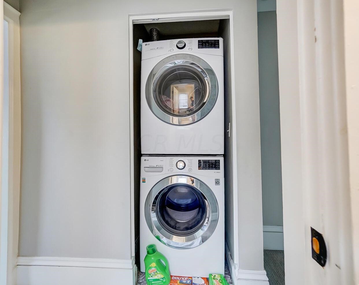 36 Terrace Ave, Columbus OH  43204-3731 exterior