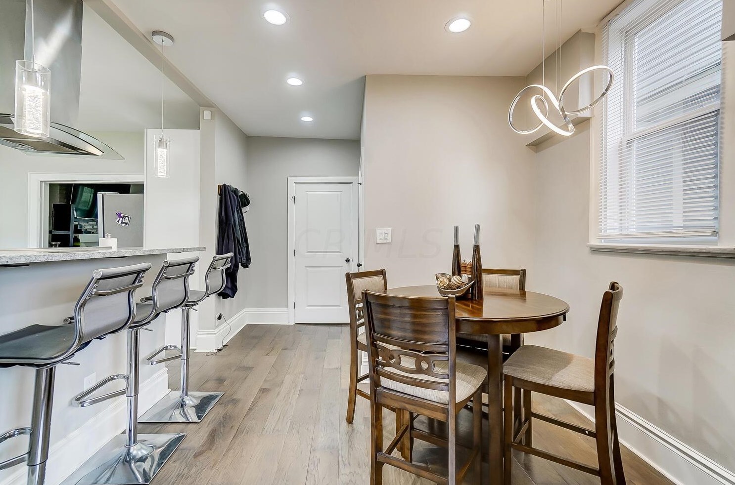 36 Terrace Ave, Columbus OH  43204-3731 exterior