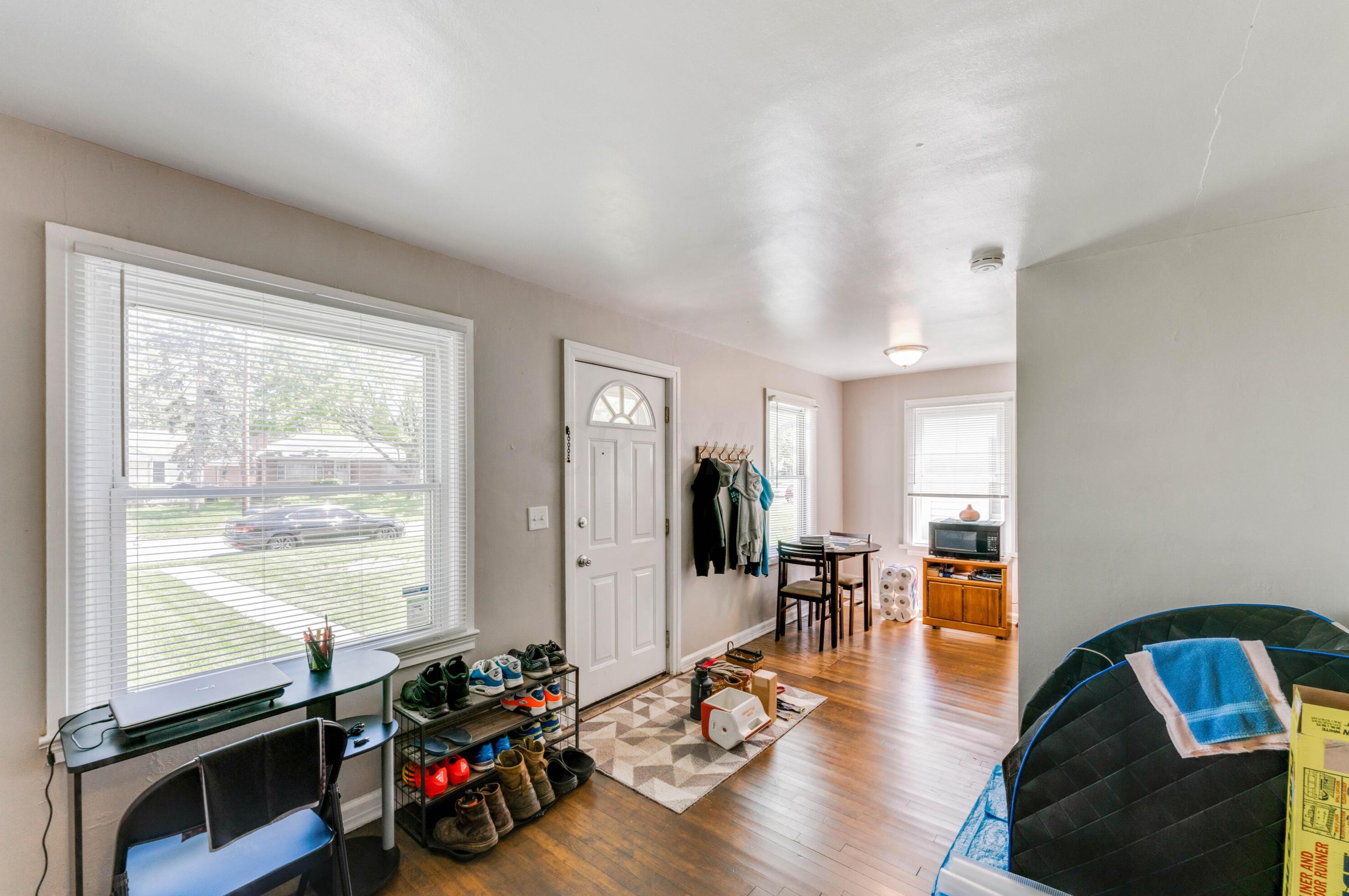 3187 Grasmere Ave, Columbus, OH 43224-4113
