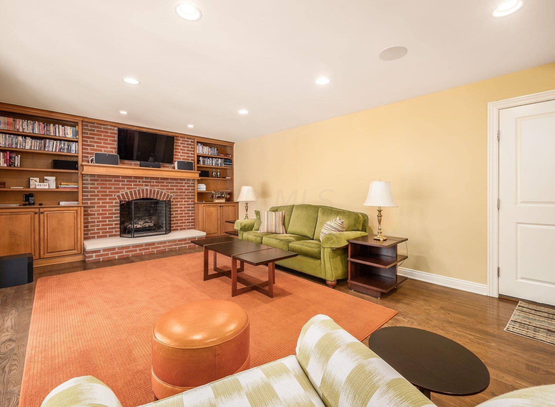 4721 Burbank Dr, Columbus OH exterior