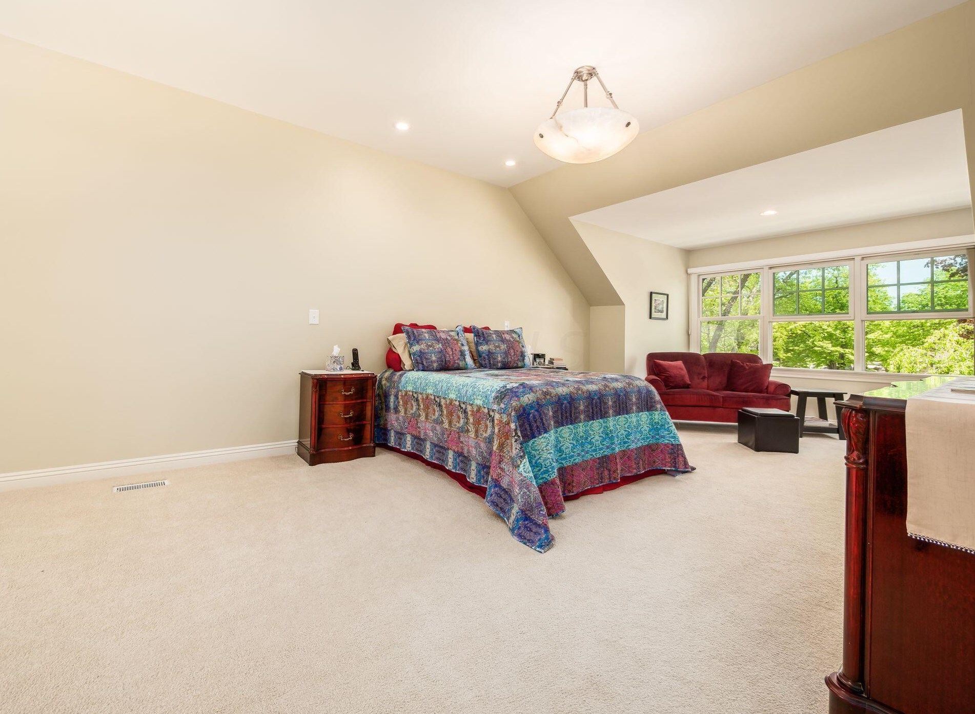 4721 Burbank Dr, Columbus OH exterior