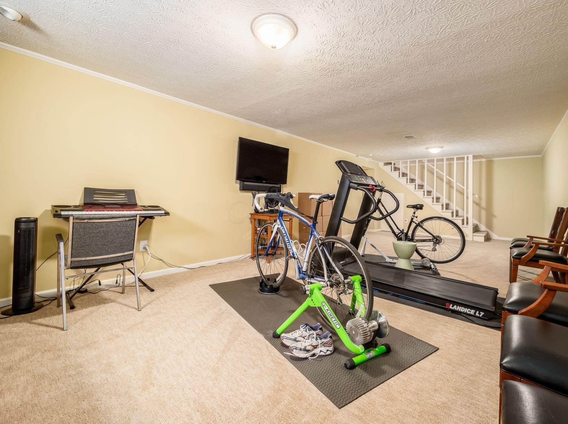 4721 Burbank Dr, Columbus OH exterior