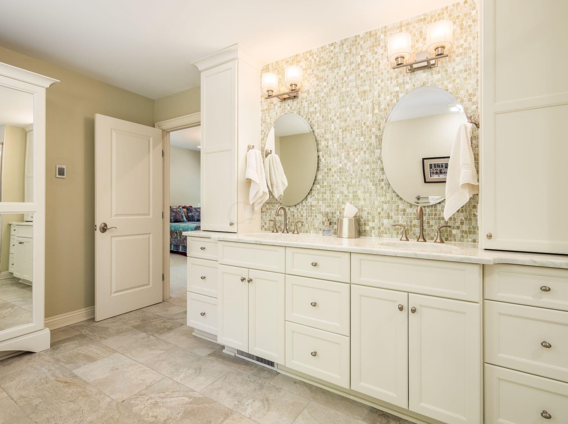 4721 Burbank Dr, Columbus OH exterior