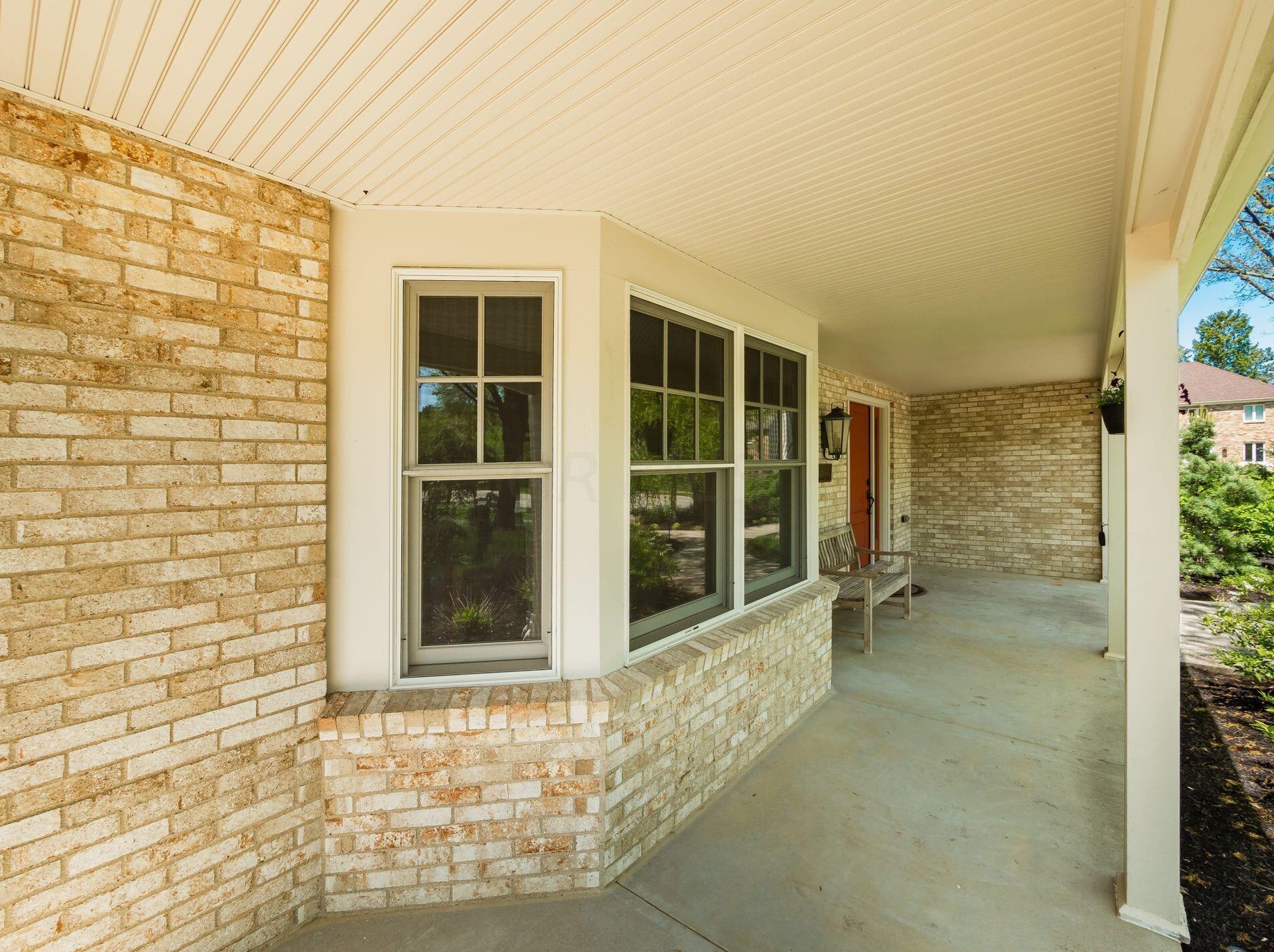 4721 Burbank Dr, Columbus OH exterior