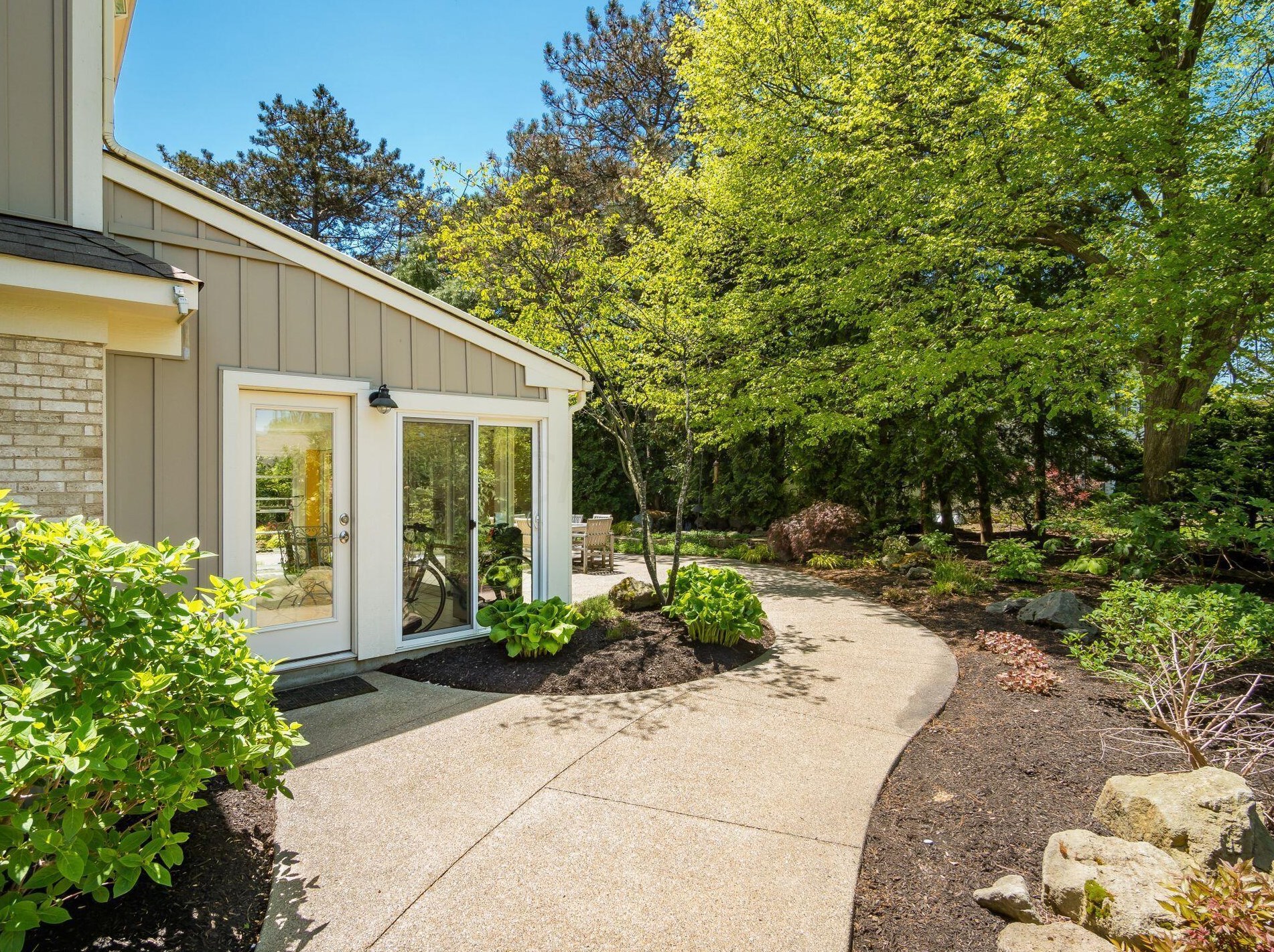 4721 Burbank Dr, Columbus OH exterior