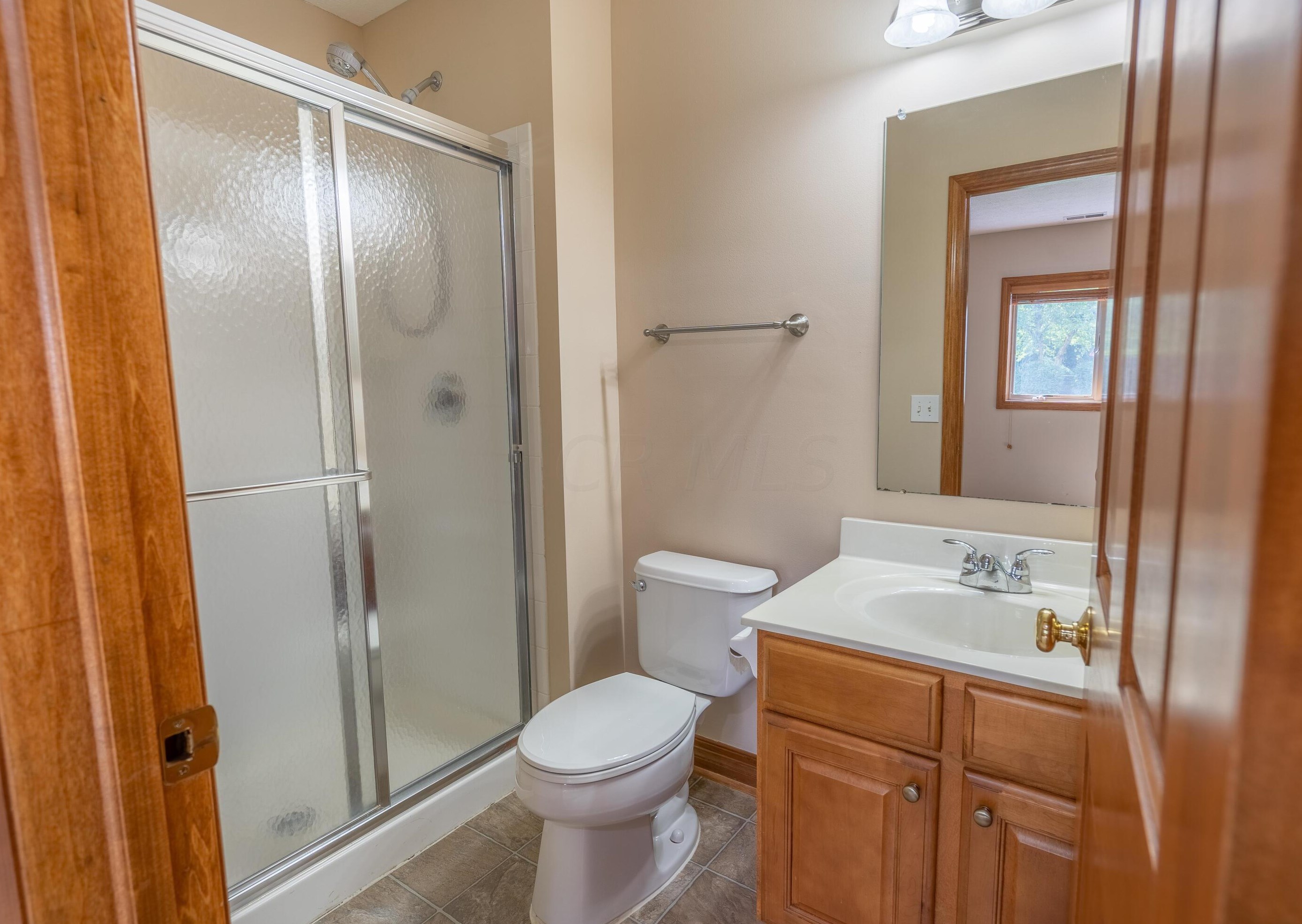 4697 Nadine Park Dr, Hilliard OH 43026-6080 exterior