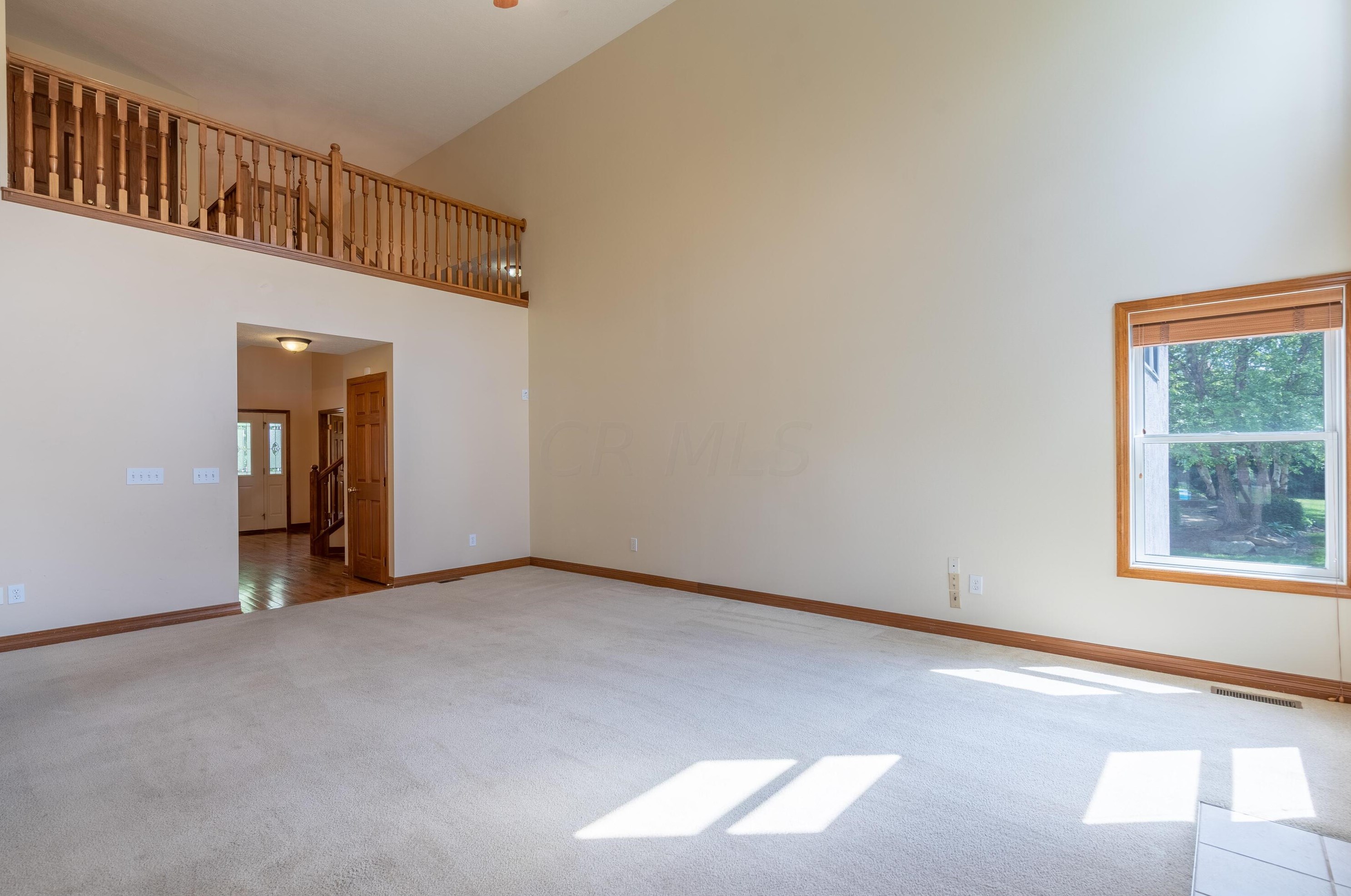 4697 Nadine Park Dr, Hilliard OH 43026-6080 exterior