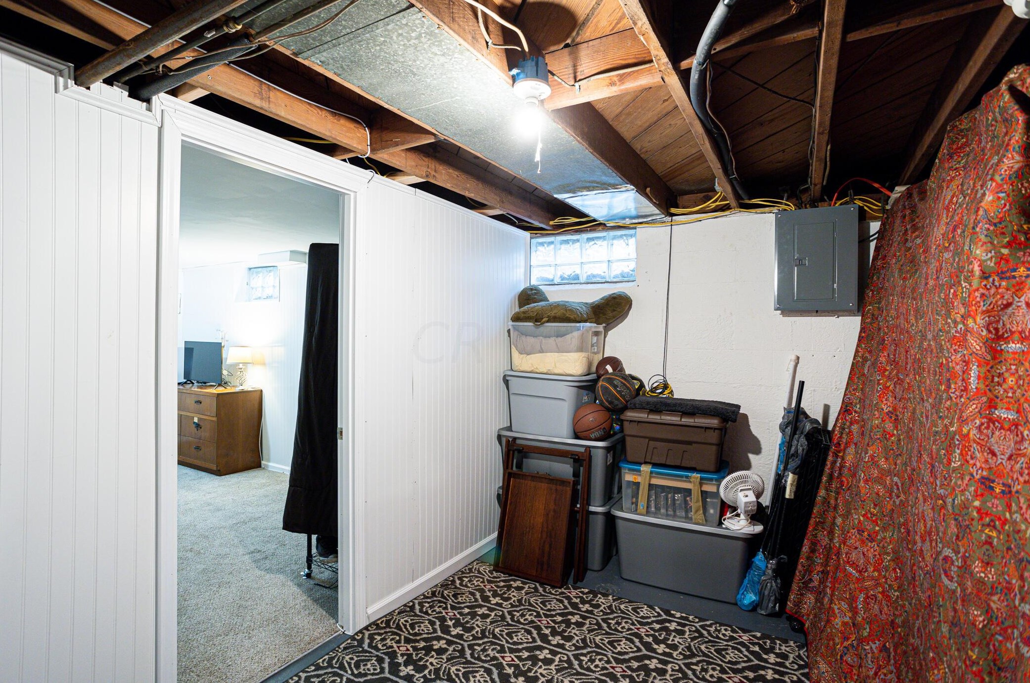 2751 Regina Ave, Columbus OH 43204-2724 exterior