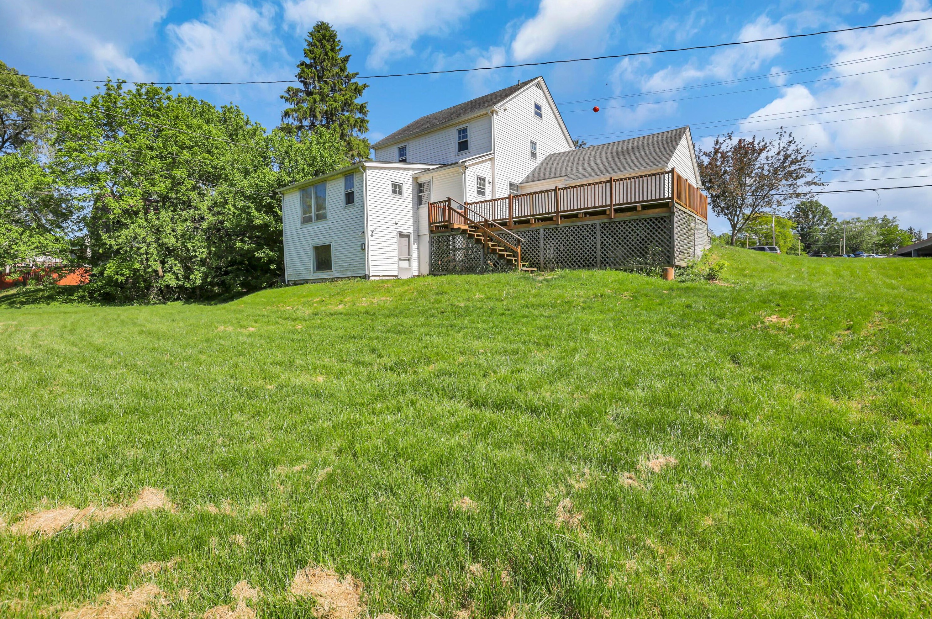 669 Pleasantville Rd, Lancaster OH 43130-3333 exterior