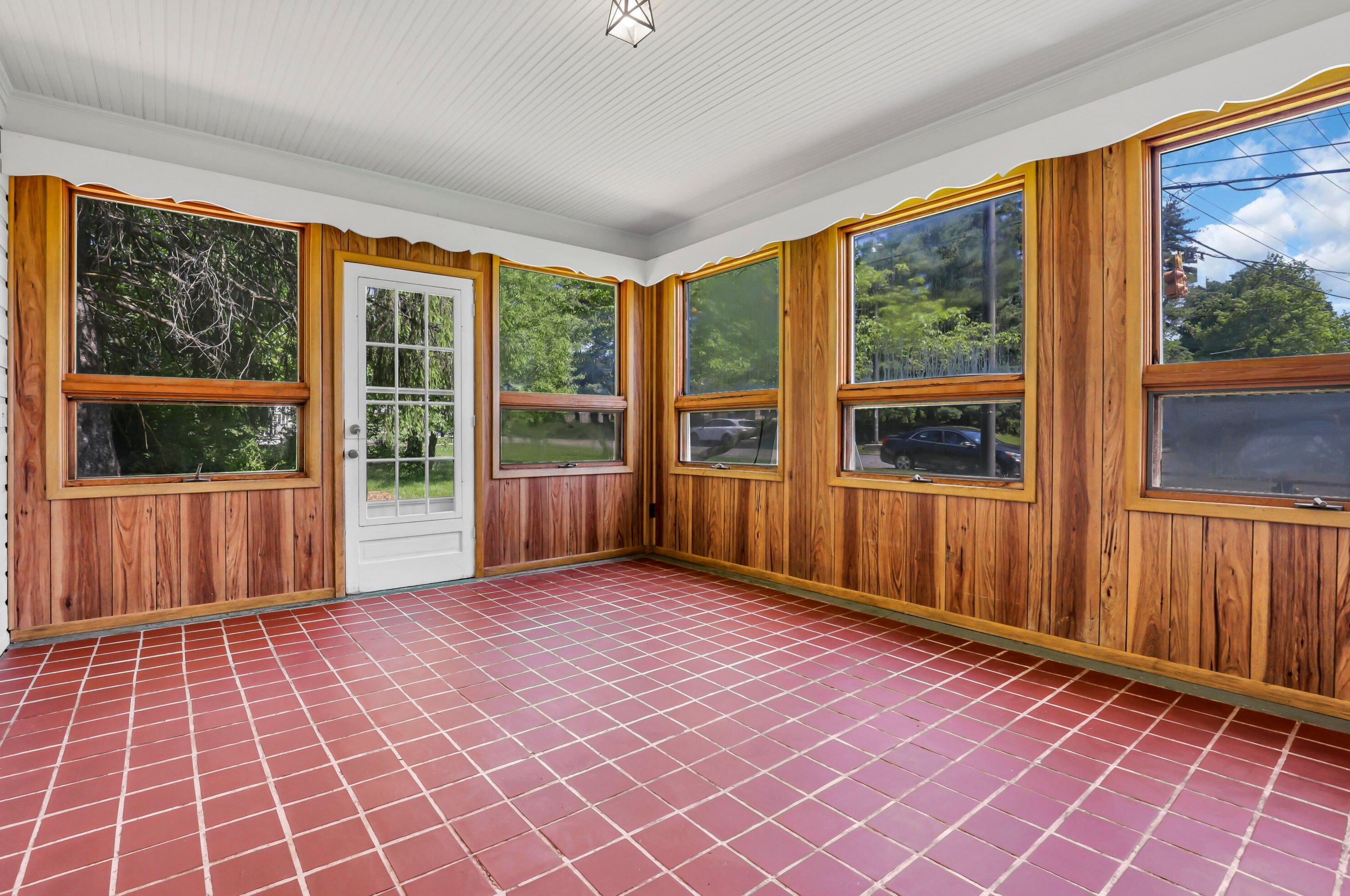 669 Pleasantville Rd, Lancaster OH 43130-3333 exterior