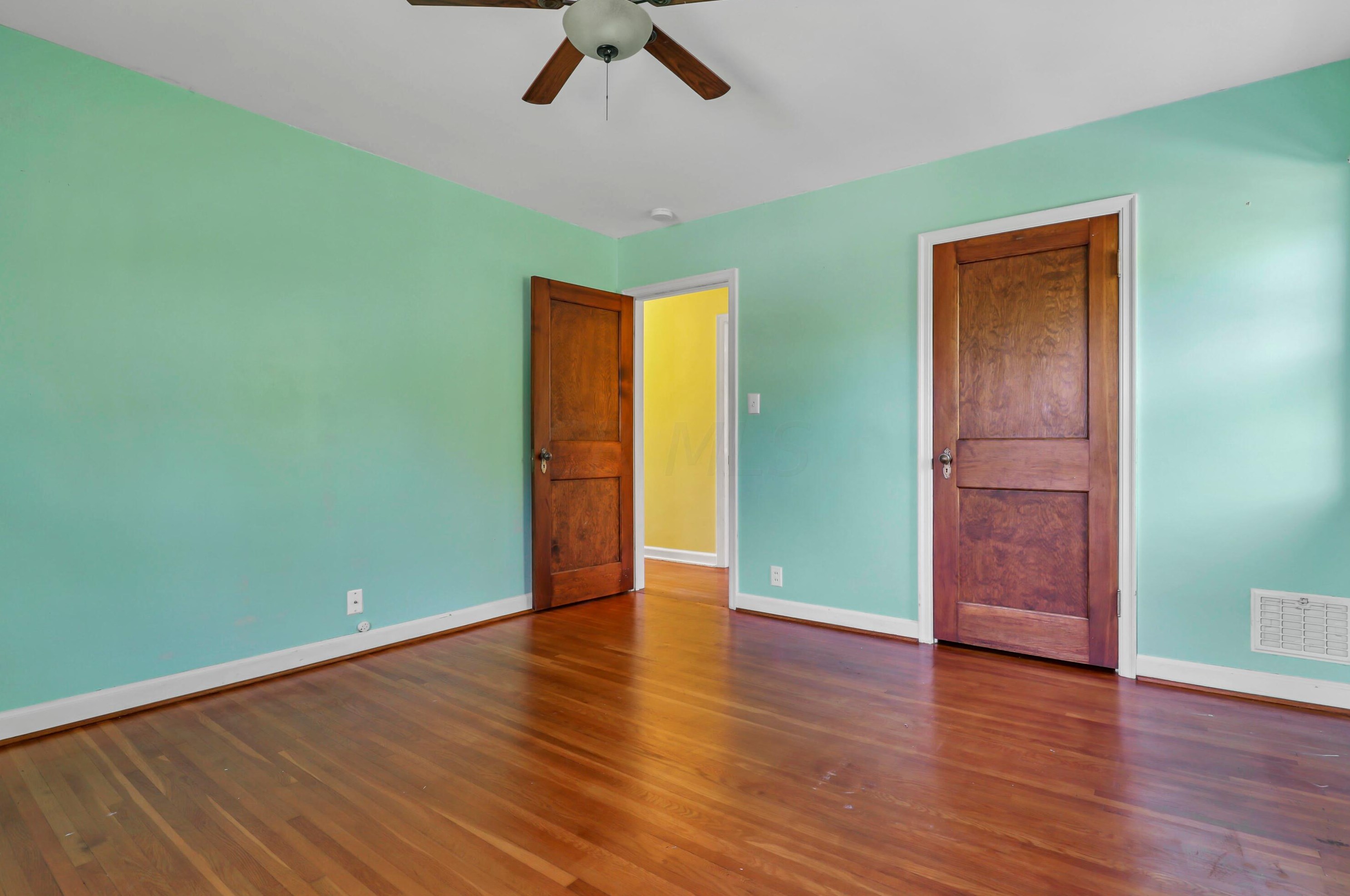 669 Pleasantville Rd, Lancaster OH 43130-3333 exterior