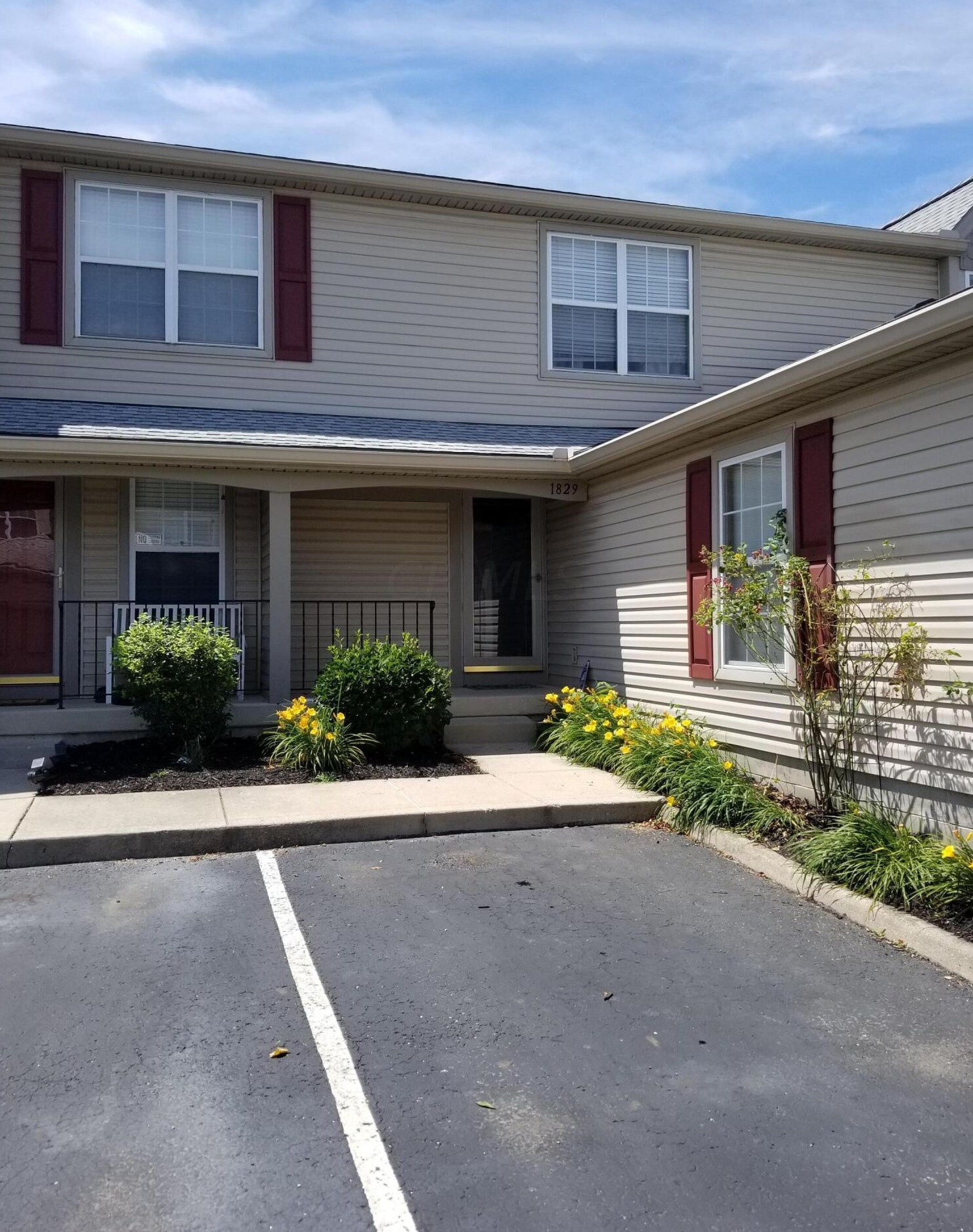 1829 Messner Dr, Hilliard, OH 43026-8379