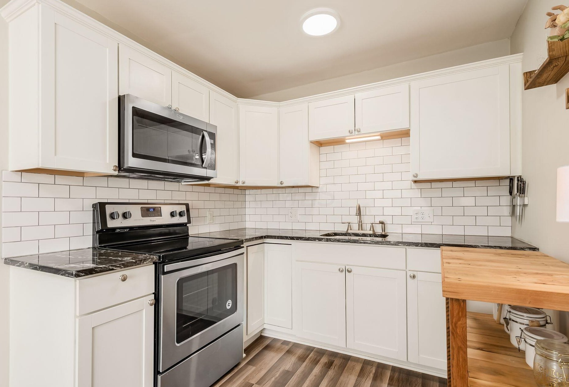 2142 Mound St, Columbus OH 43223-2051 exterior