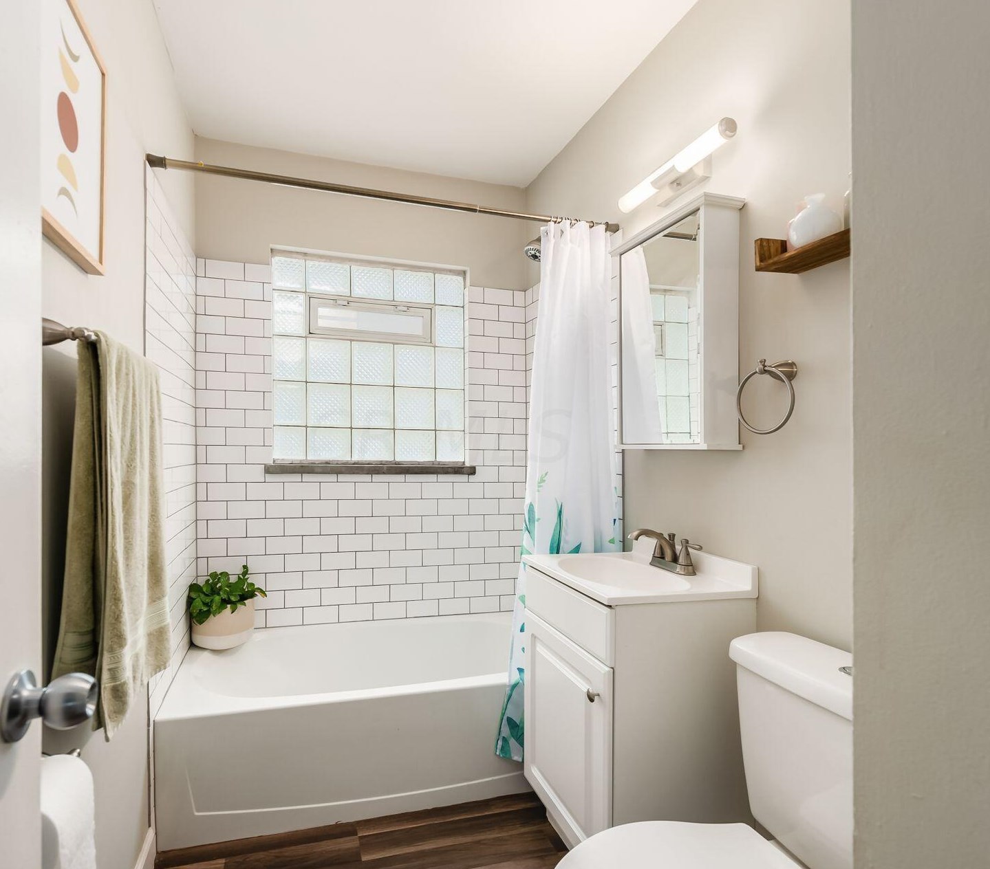 2142 Mound St, Columbus OH 43223-2051 exterior