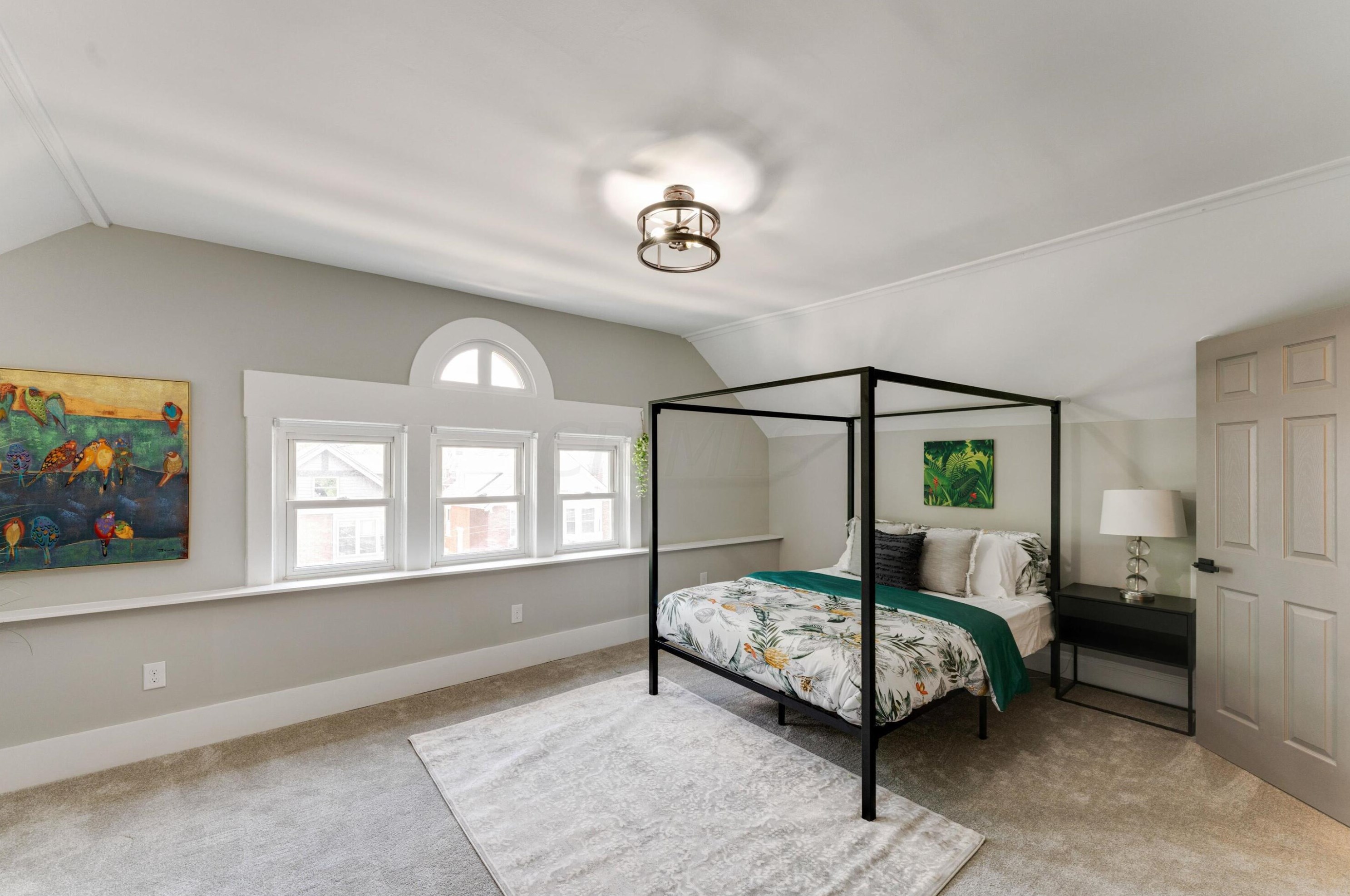 337 Linwood Ave, Columbus OH 43207-1430 exterior