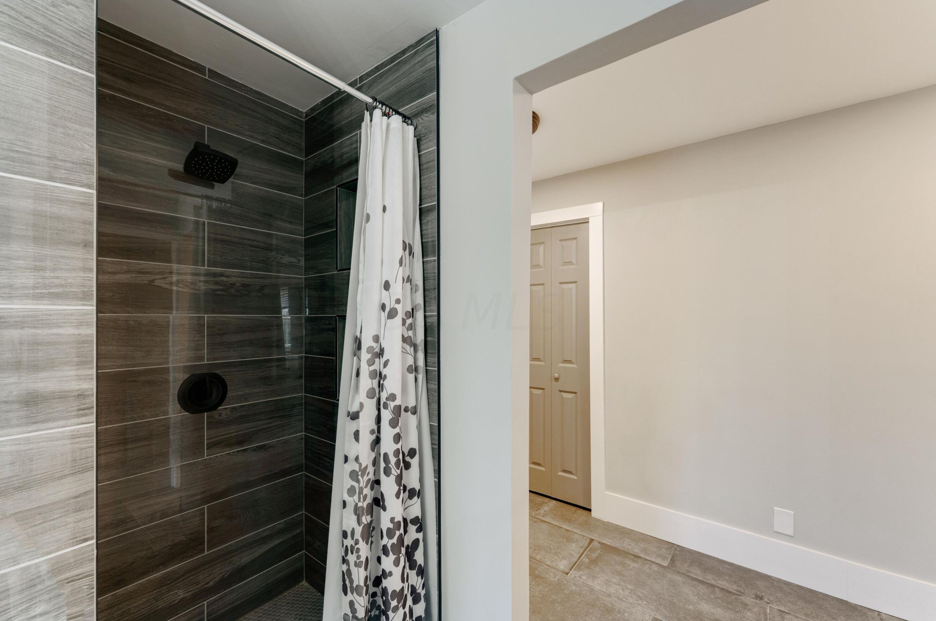 337 Linwood Ave, Columbus OH 43207-1430 exterior