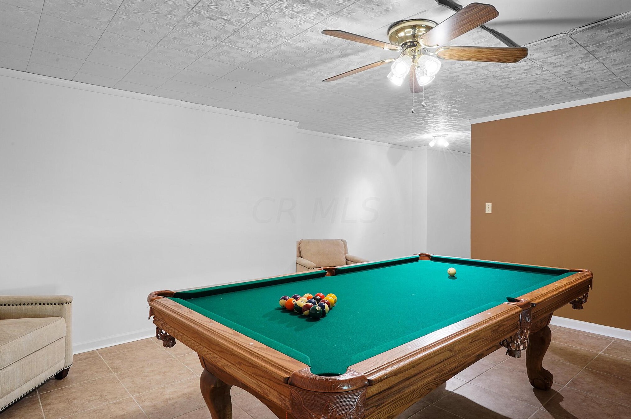 216 Ashley Ct, Columbus OH 43230-6250 exterior