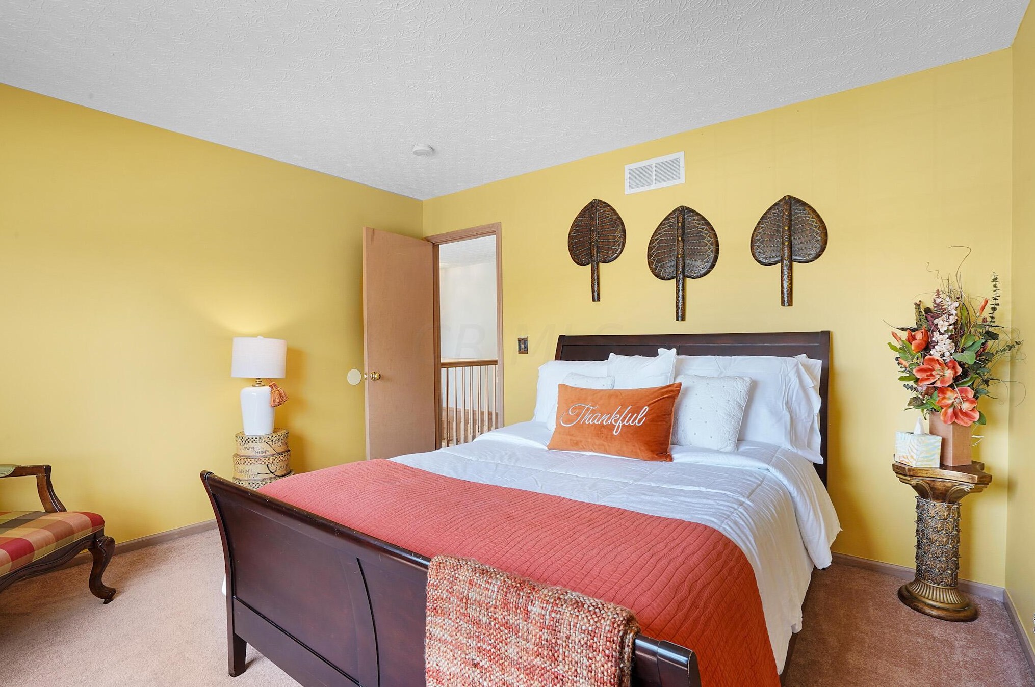 216 Ashley Ct, Columbus OH 43230-6250 exterior