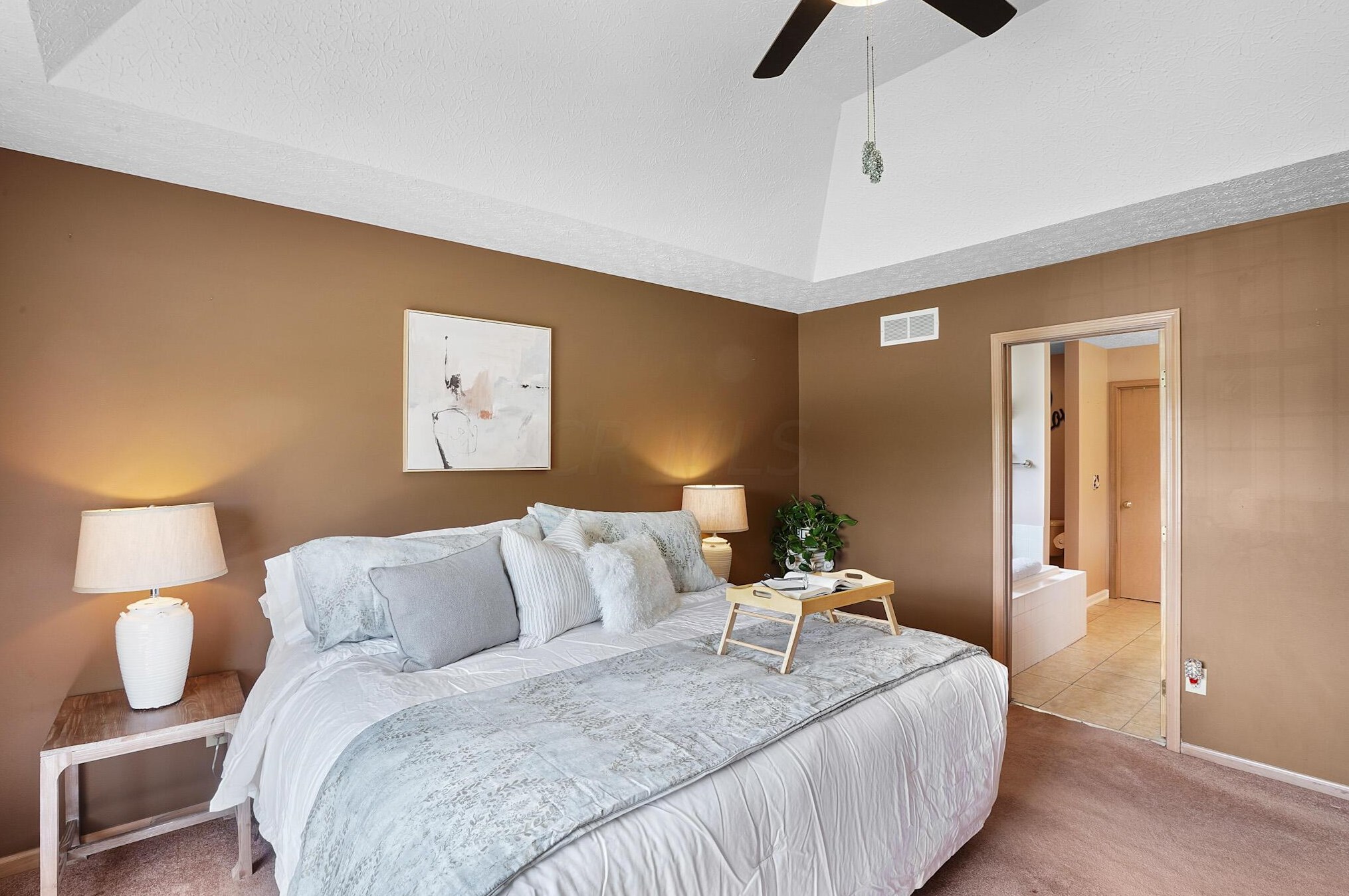 216 Ashley Ct, Columbus OH 43230-6250 exterior