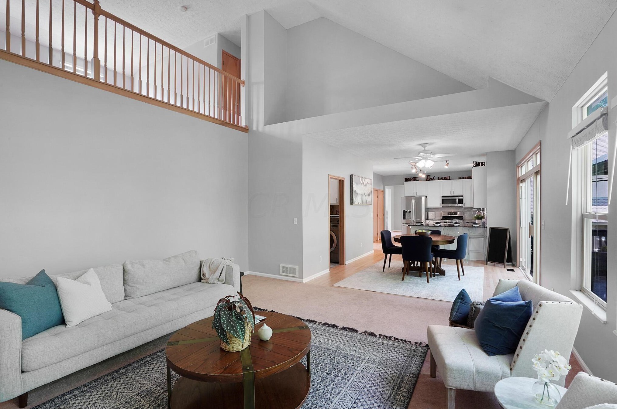 216 Ashley Ct, Columbus OH 43230-6250 exterior