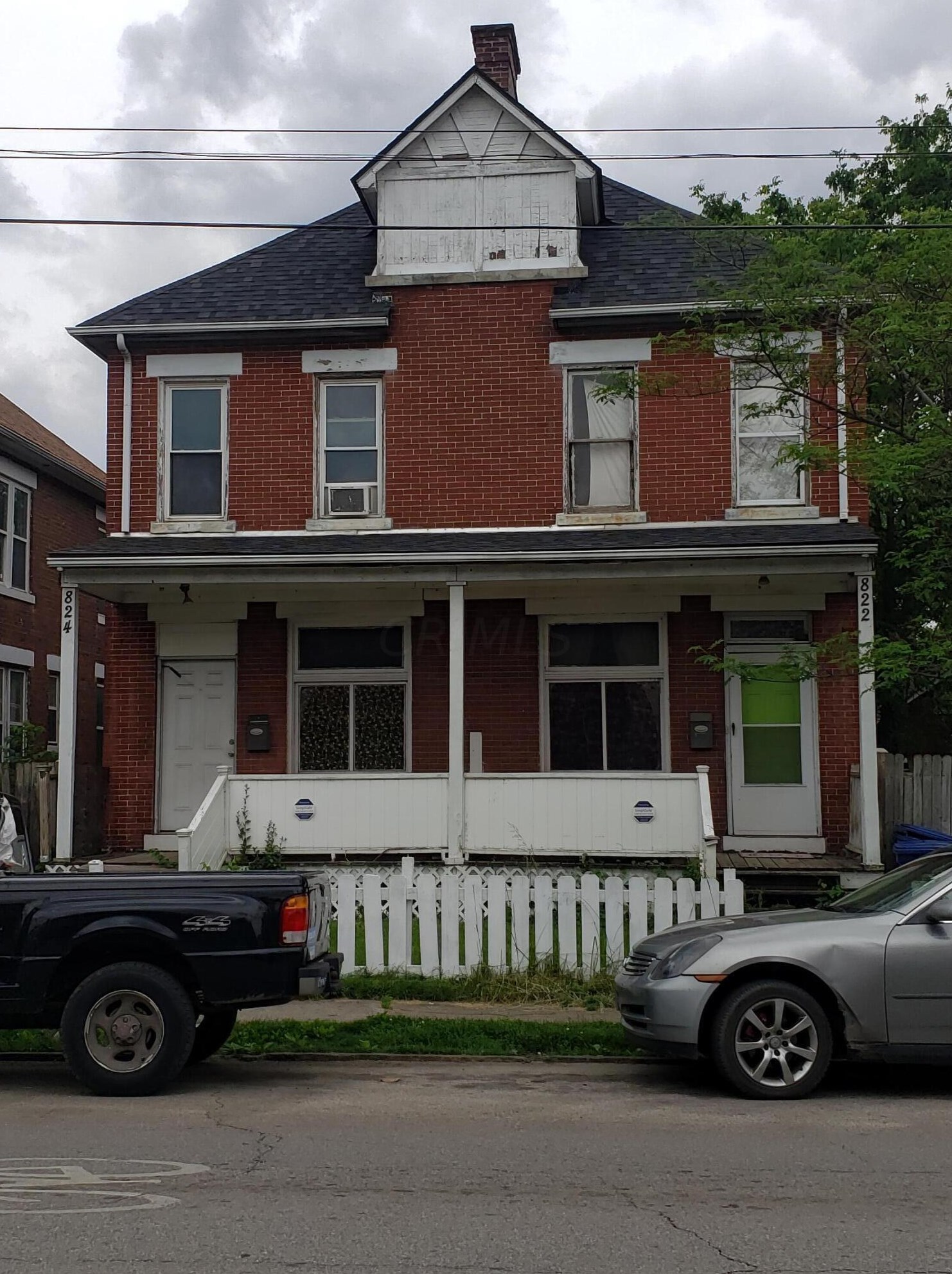 822 Sullivant Ave, Columbus, OH 43223-1544
