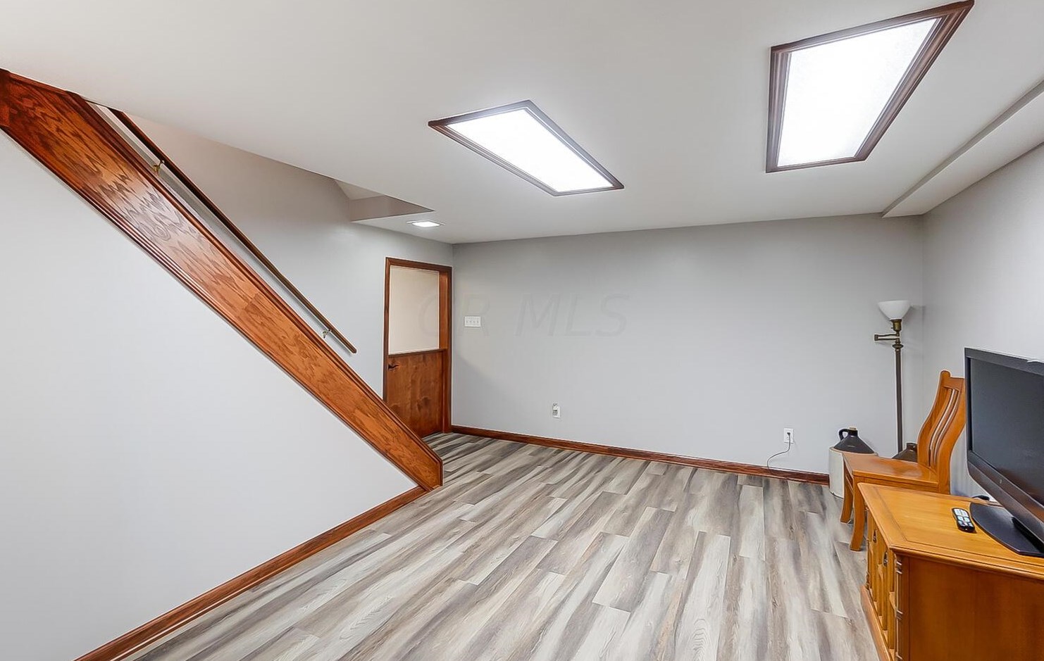 6359 Youngland Dr, Columbus OH 43228-9478 exterior