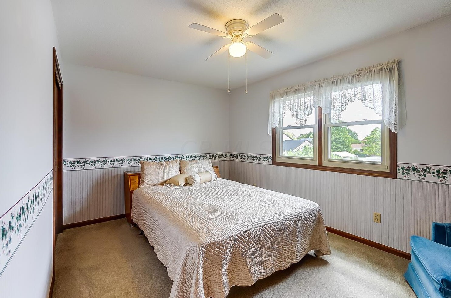 6359 Youngland Dr, Columbus OH 43228-9478 exterior