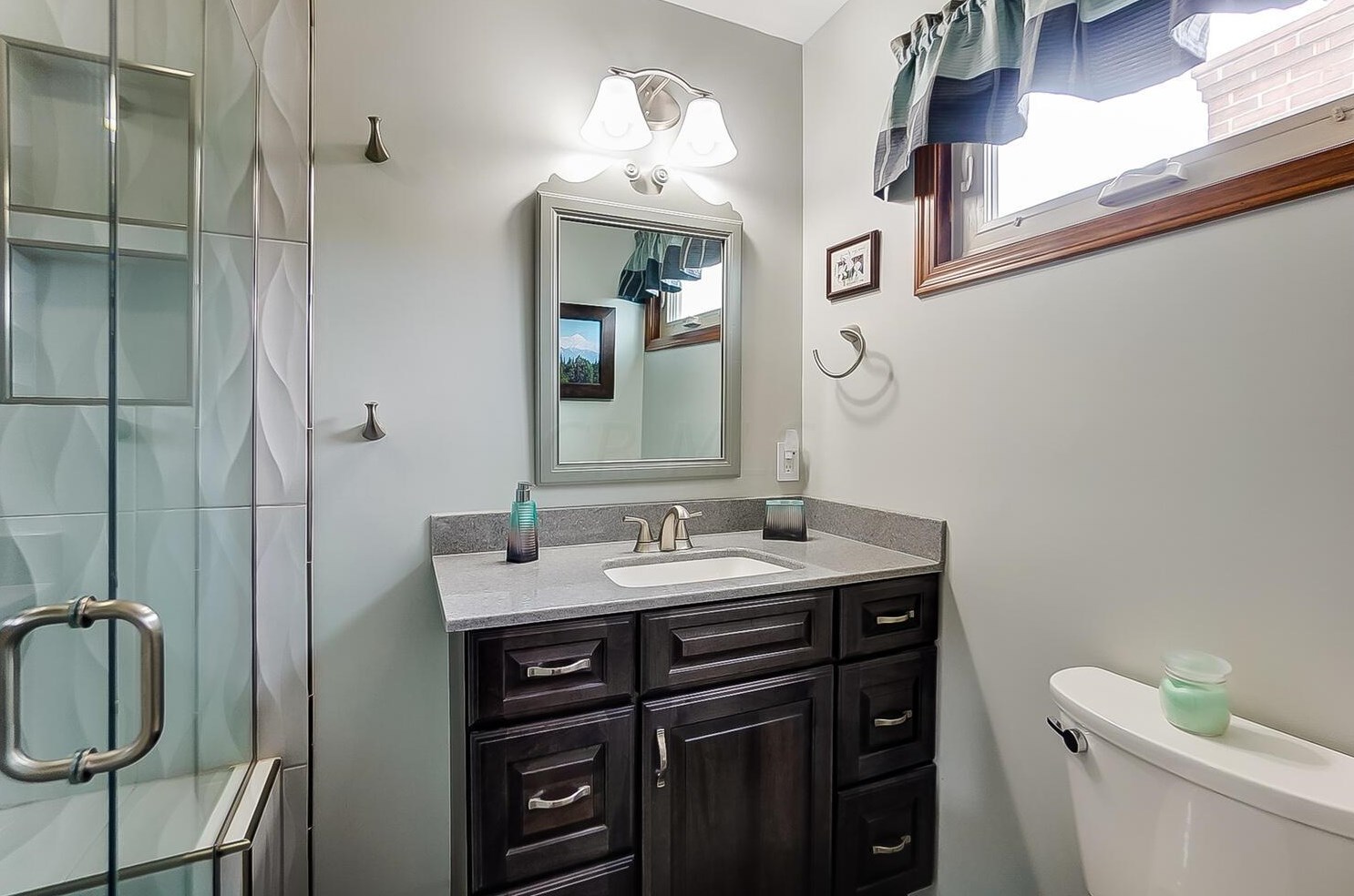 6359 Youngland Dr, Columbus OH 43228-9478 exterior