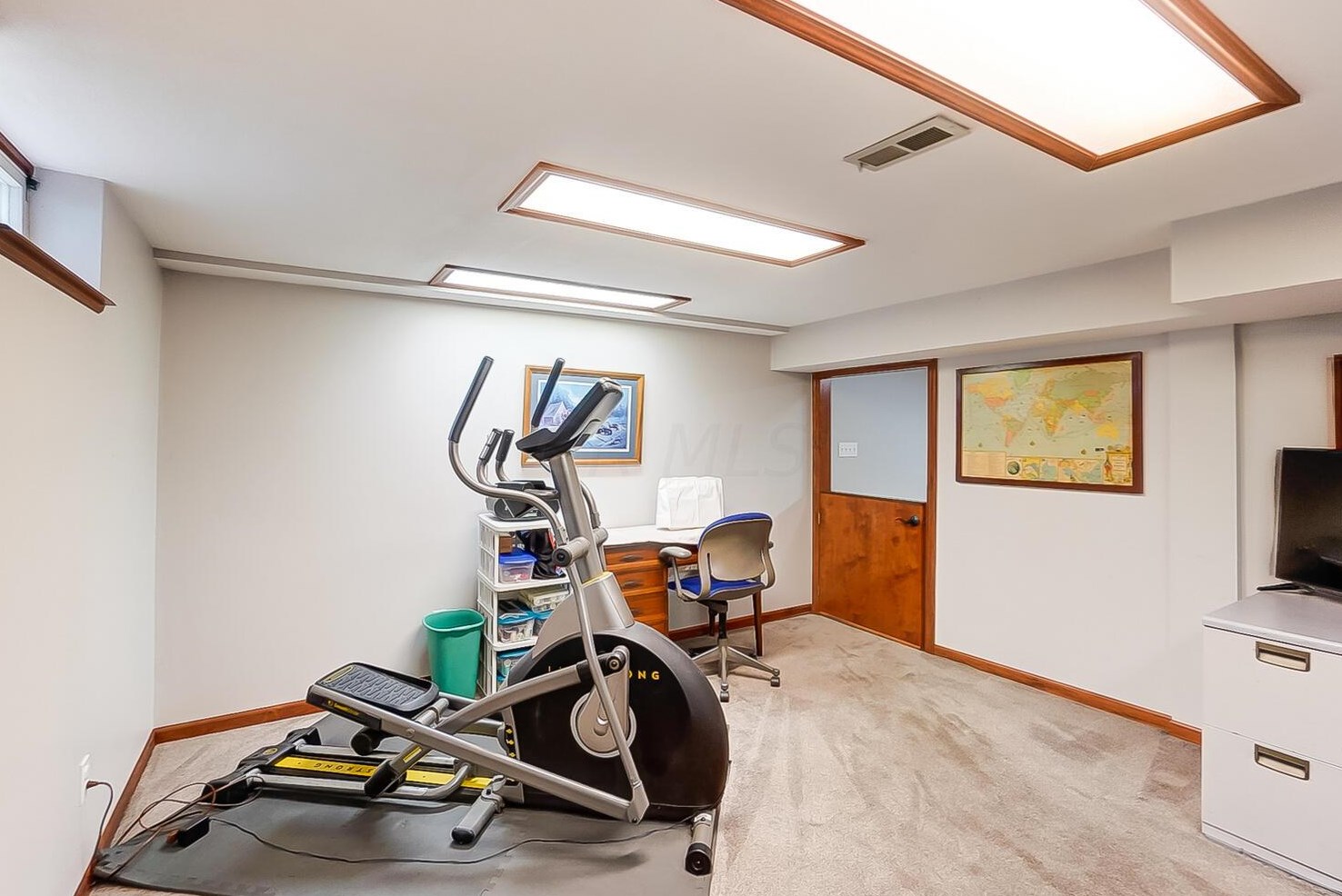 6359 Youngland Dr, Columbus OH 43228-9478 exterior