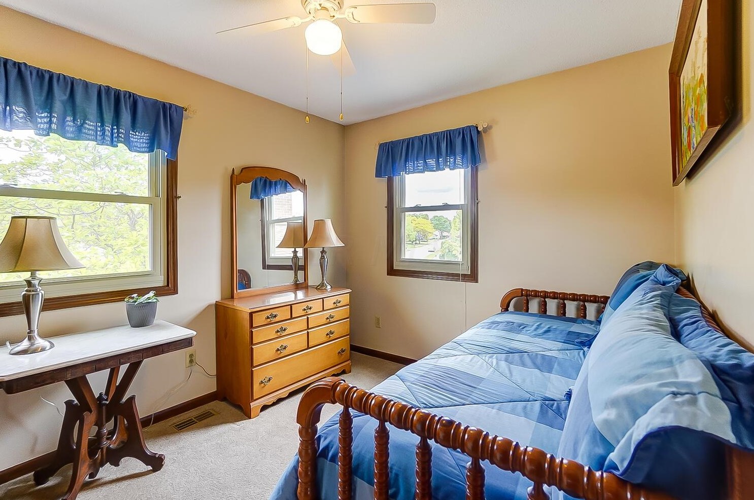 6359 Youngland Dr, Columbus OH 43228-9478 exterior