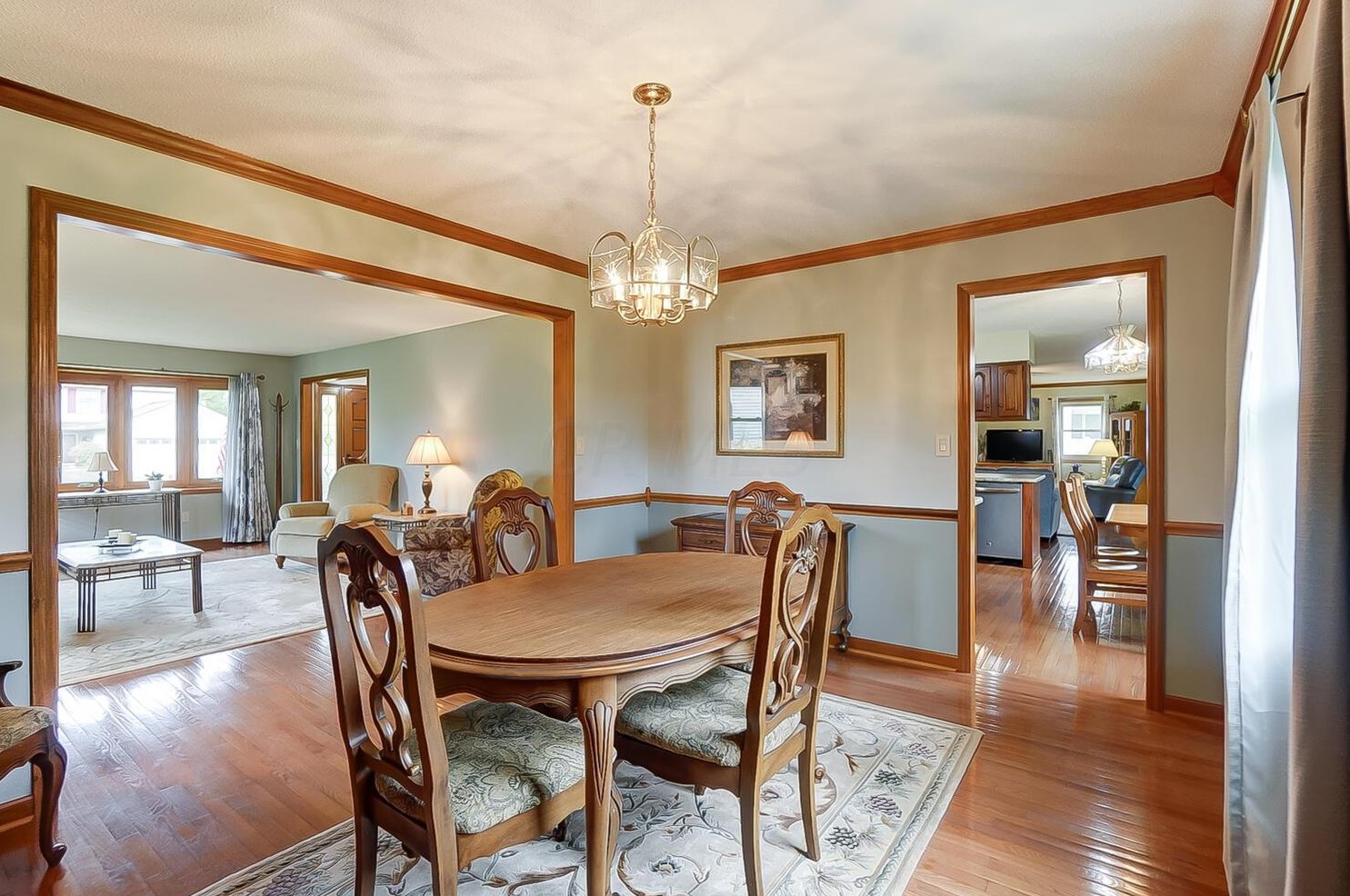 6359 Youngland Dr, Columbus OH 43228-9478 exterior