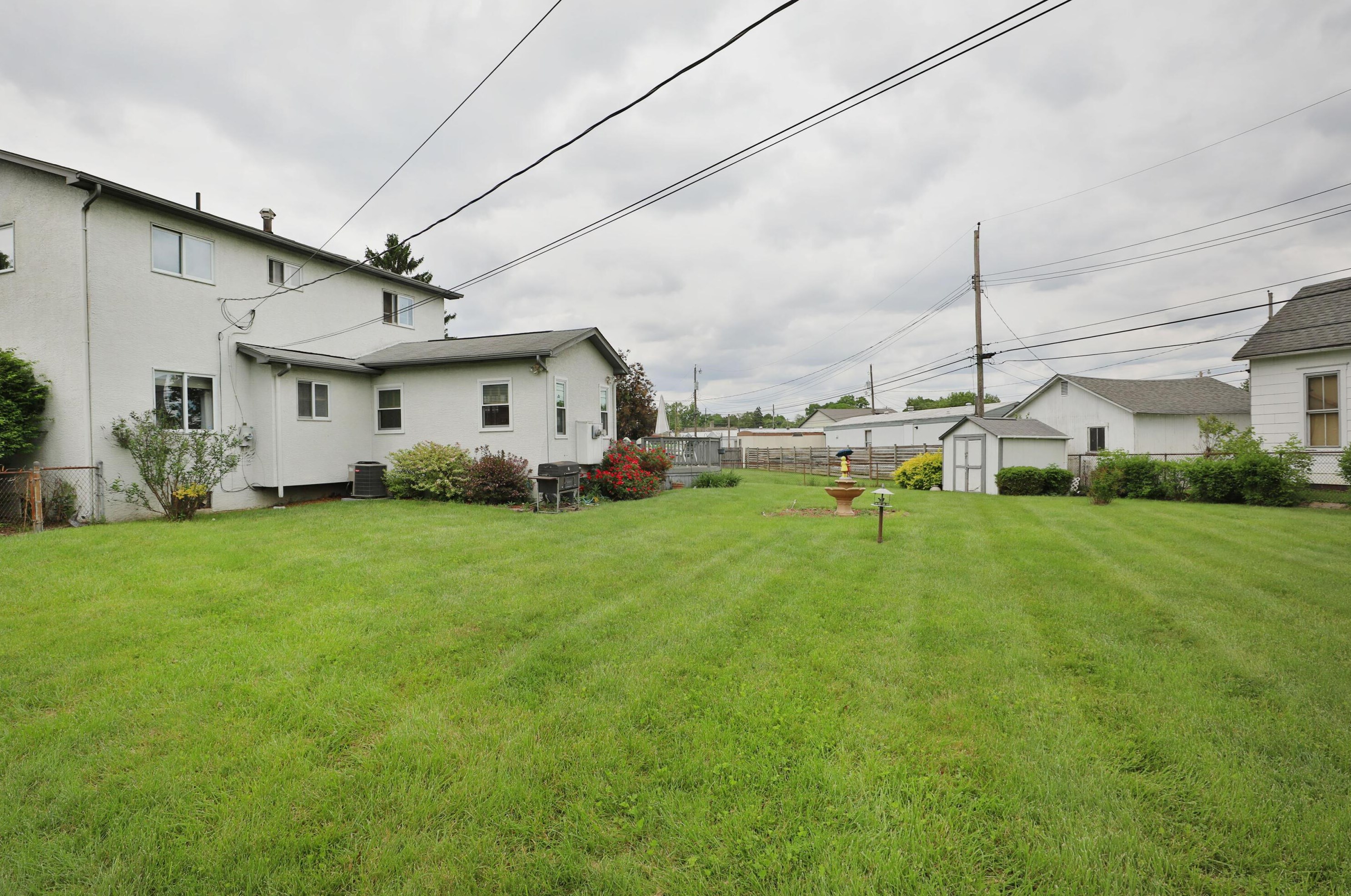 1320 Seymour Ave, Columbus OH 43206-1839 exterior