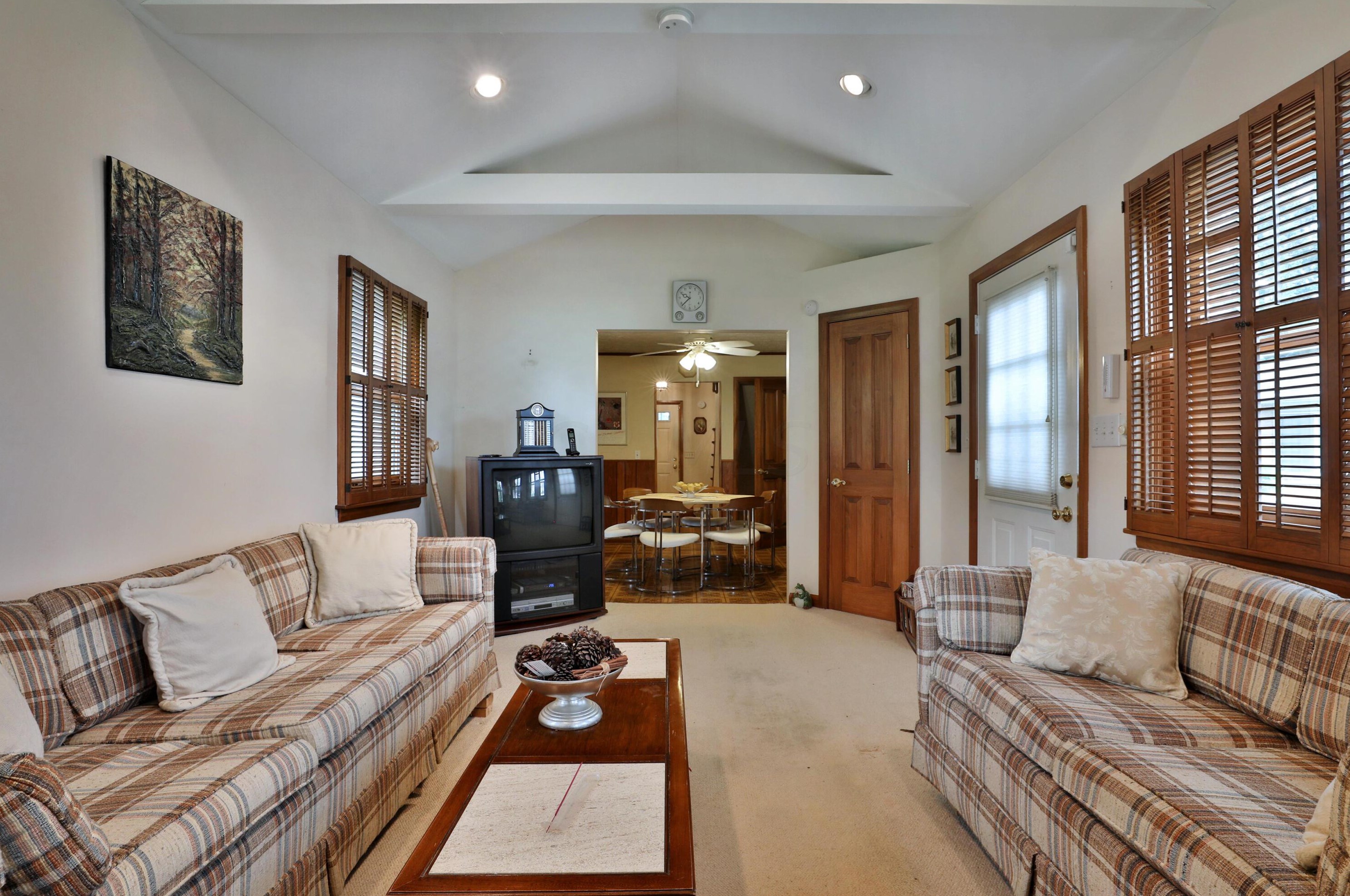 1320 Seymour Ave, Columbus OH 43206-1839 exterior