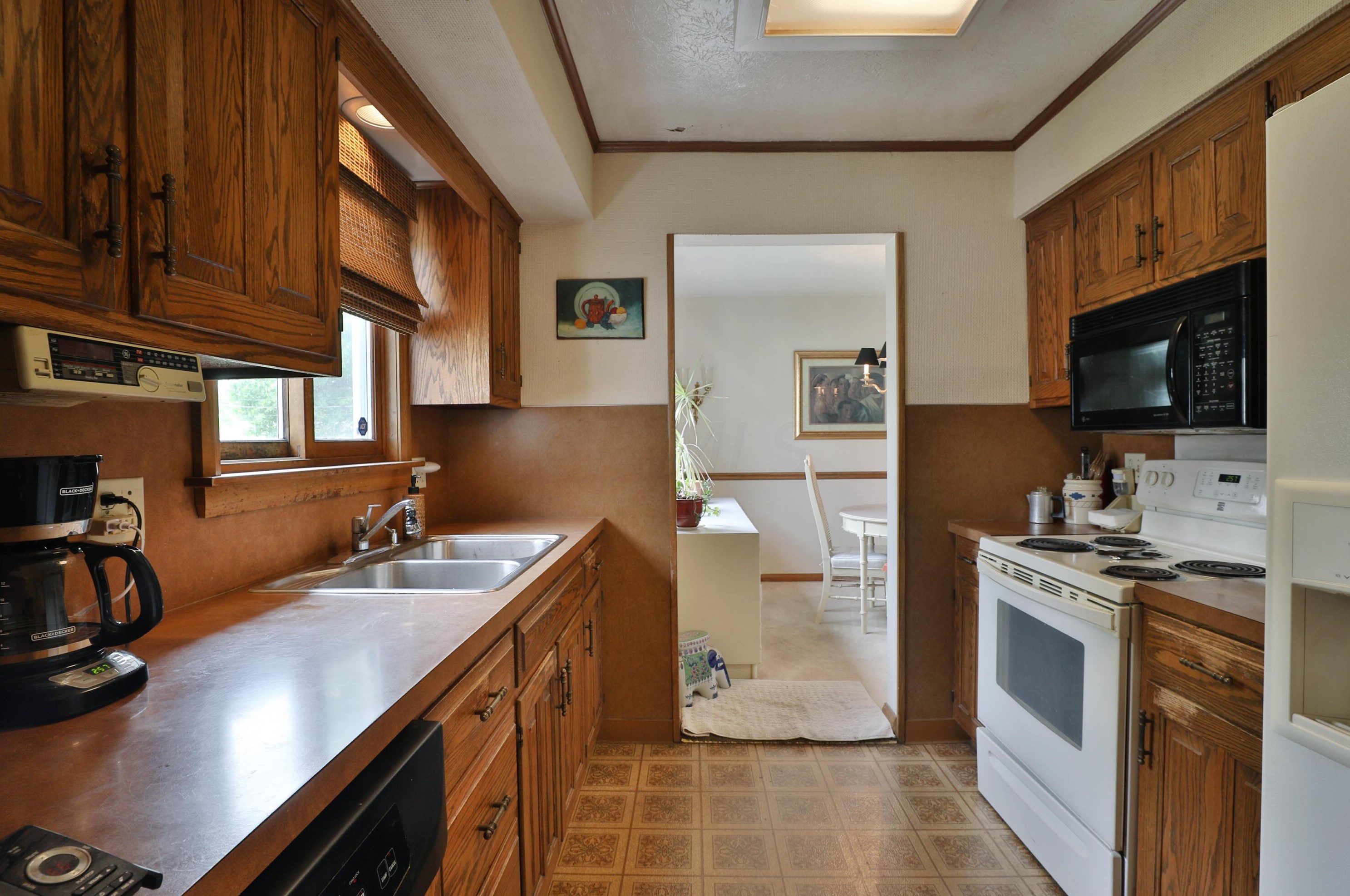 1320 Seymour Ave, Columbus OH 43206-1839 exterior