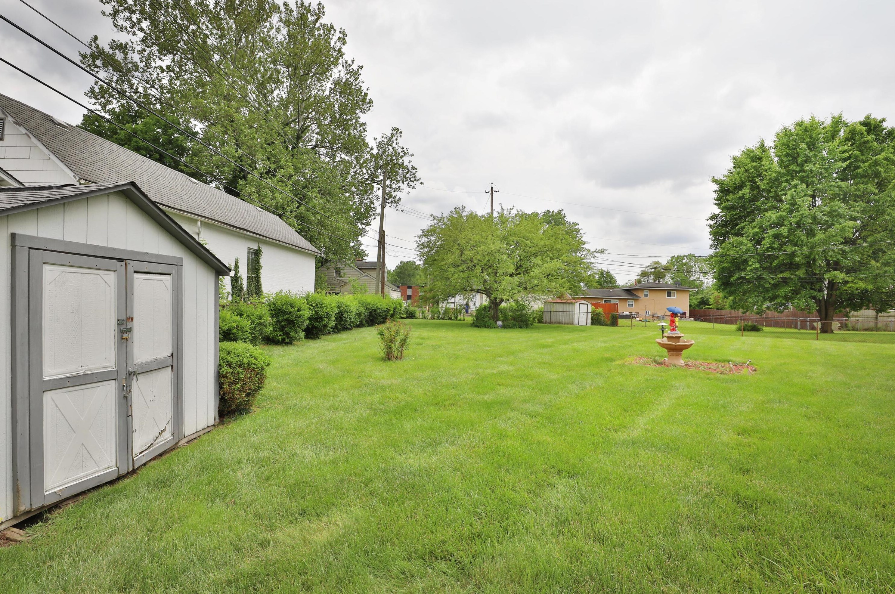 1320 Seymour Ave, Columbus OH 43206-1839 exterior