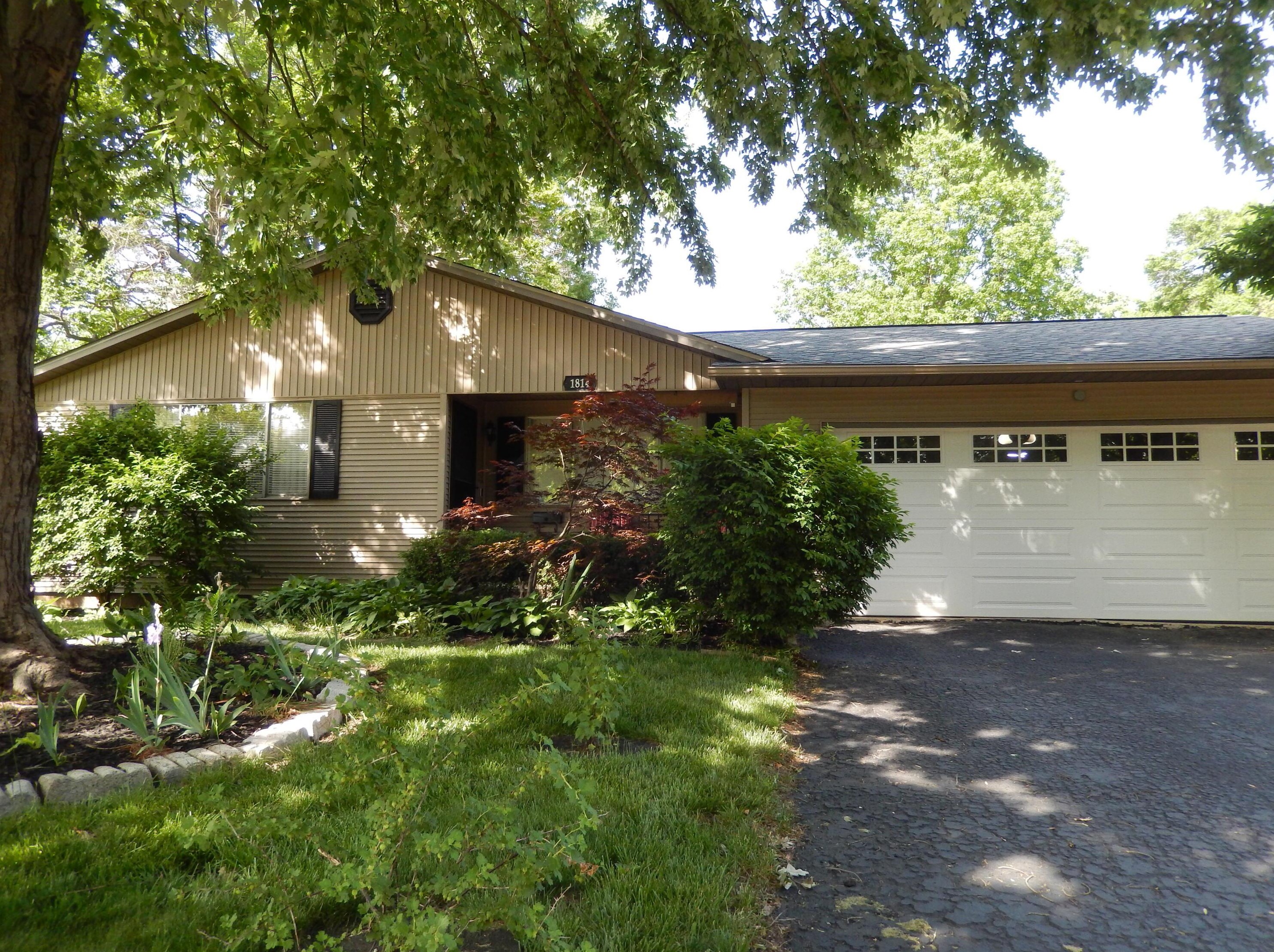 1814 Tamarack Ct, Columbus, OH 43229-5309