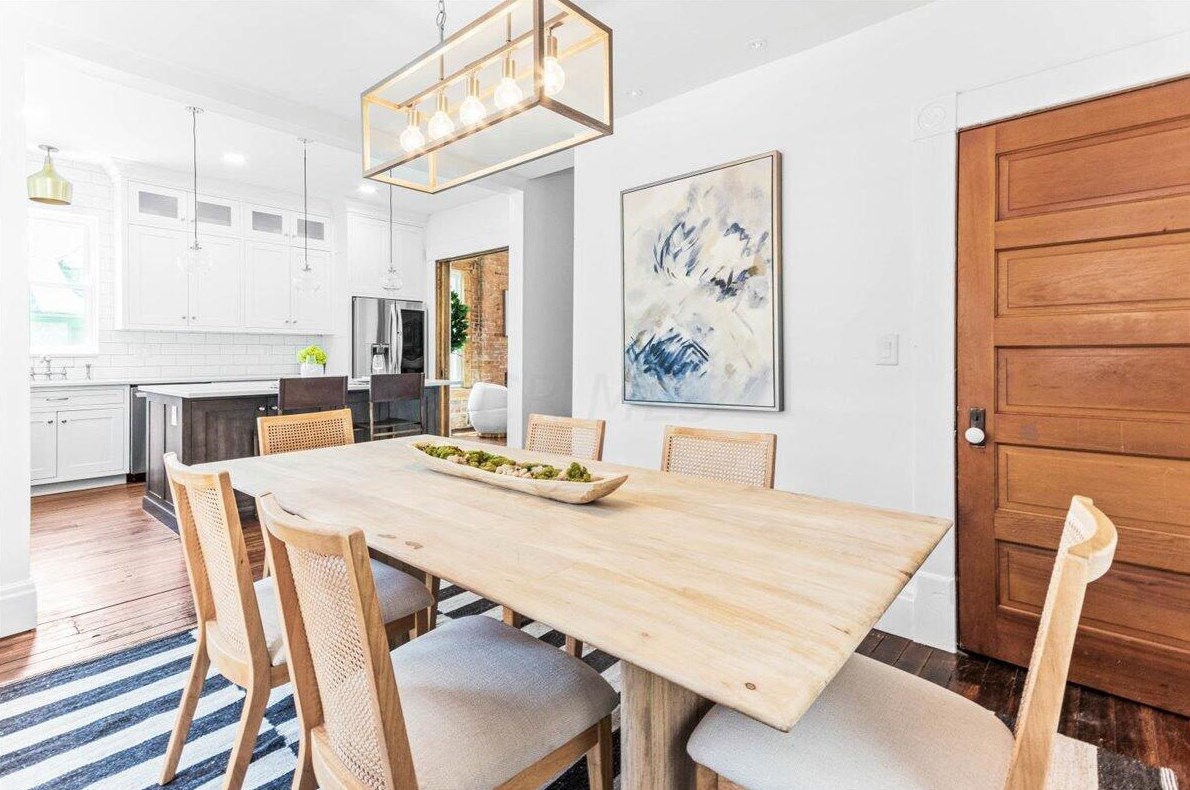 216 Monroe Ave, Columbus OH 43203-1444 exterior