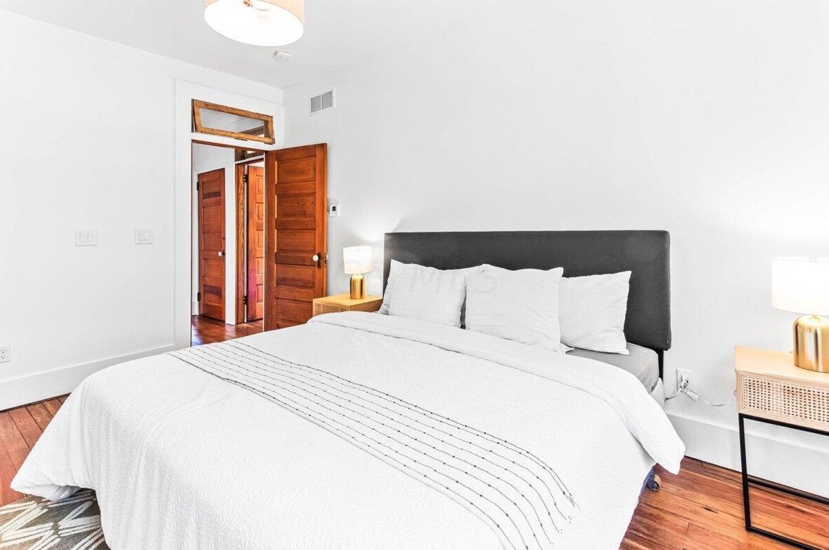 216 Monroe Ave, Columbus OH 43203-1444 exterior