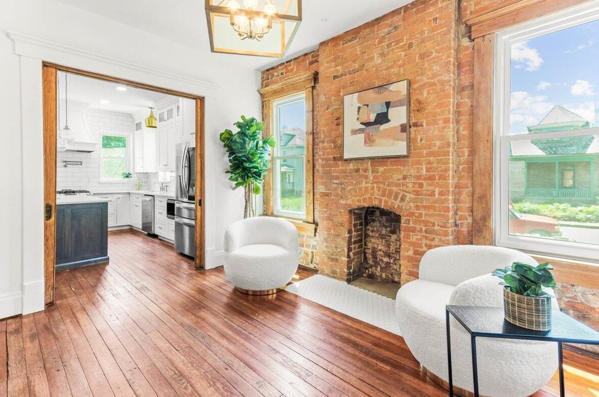 216 Monroe Ave, Columbus OH 43203-1444 exterior