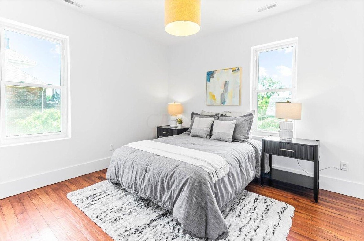 216 Monroe Ave, Columbus OH 43203-1444 exterior