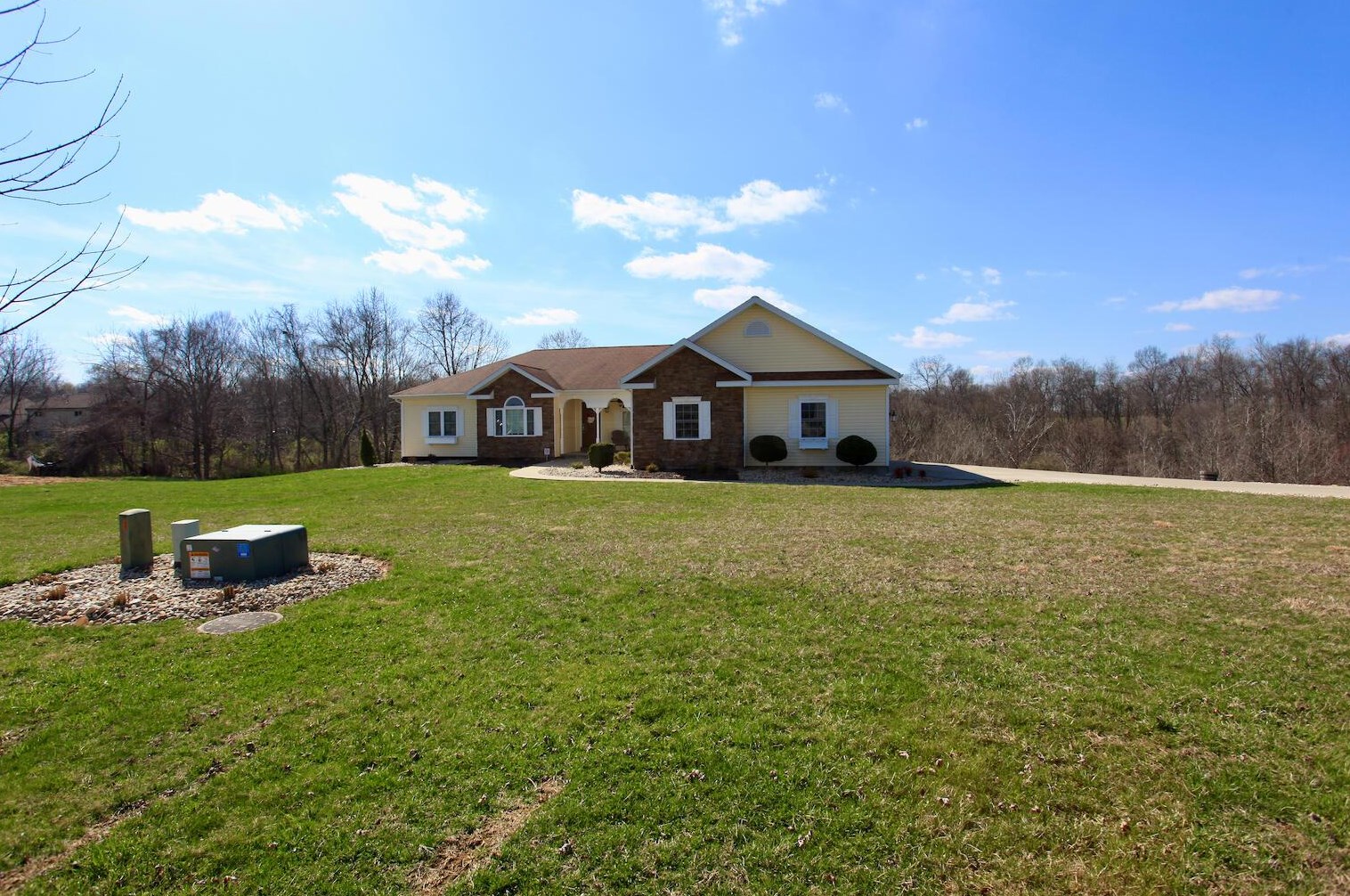 122 Randall Dr, Piketon, OH 45661
